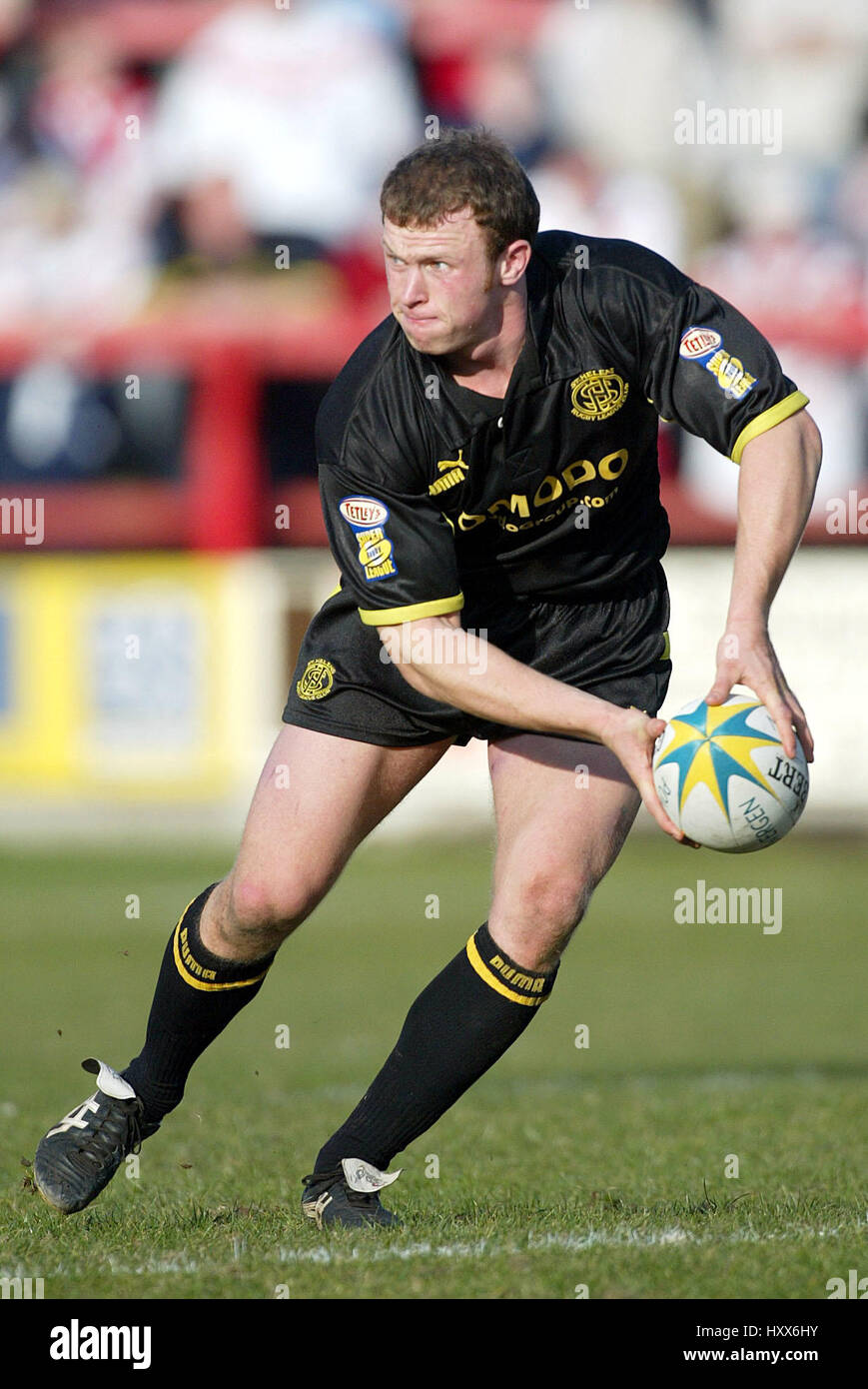 MICK HIGHAM ST. HELENS RLFC THE WILLOWS SALFORD 16 March 2003 Stock Photo