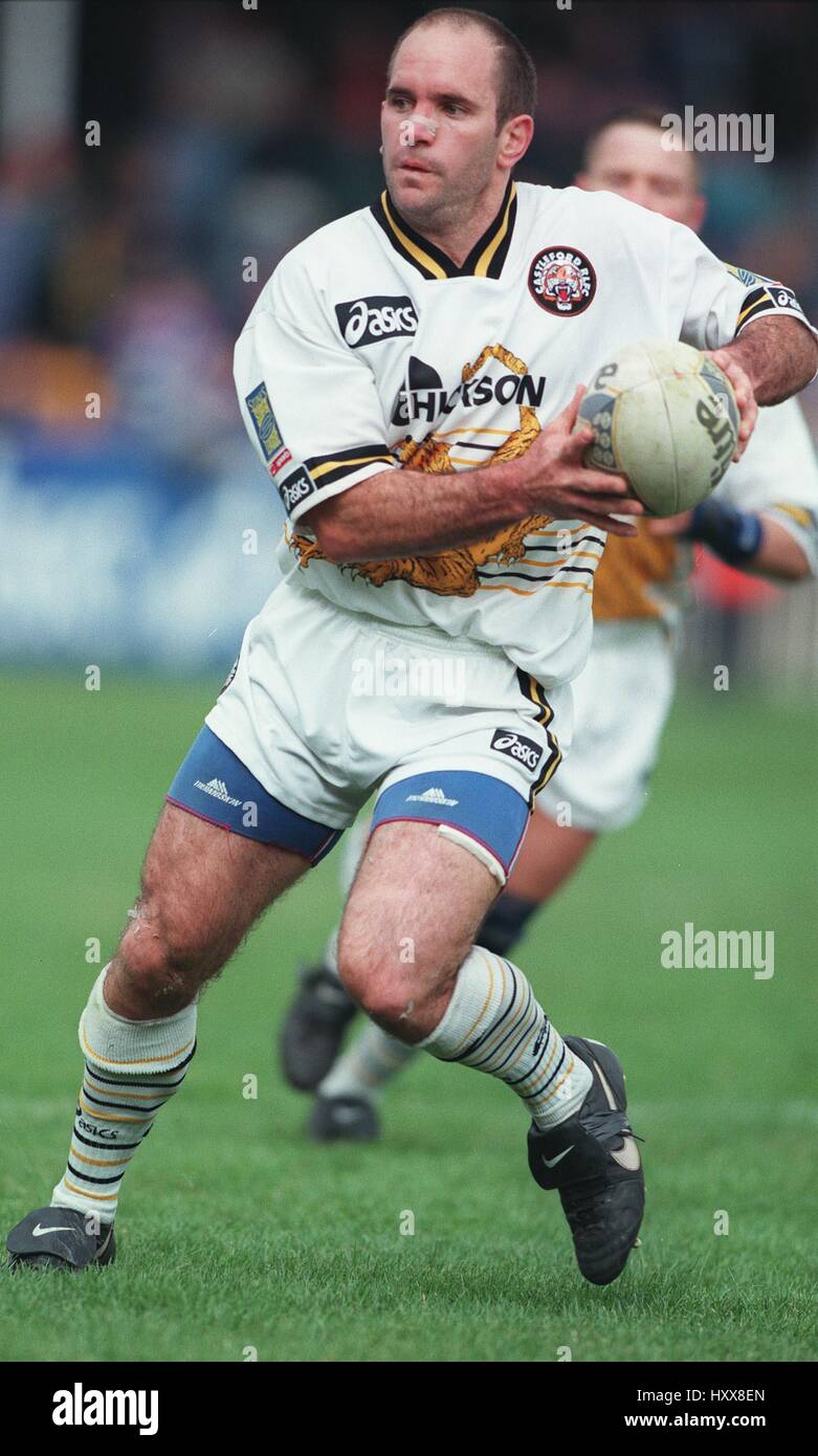 ADRIAN VOWLES CASTLEFORD TIGERS RLFC 14 May 1997 Stock Photo