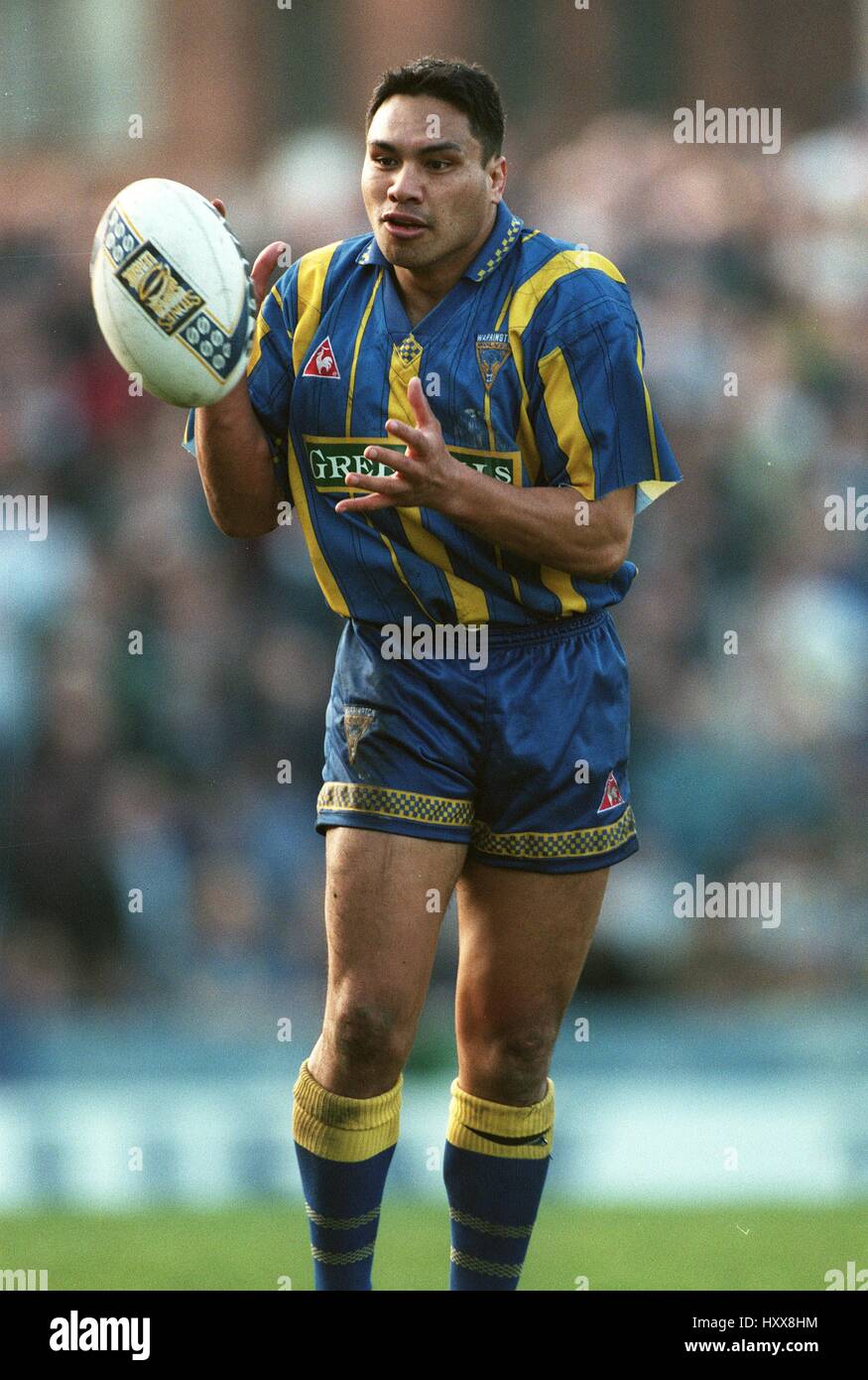 KELLY SHELFORD WARRINGTON WOLVES RLFC 10 March 1997 Stock Photo - Alamy