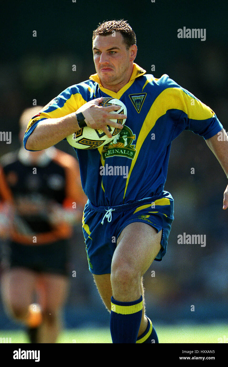 CHRIS MORLEY WARRINGTON WOLVES RLFC 18 May 1998 Stock Photo Alamy