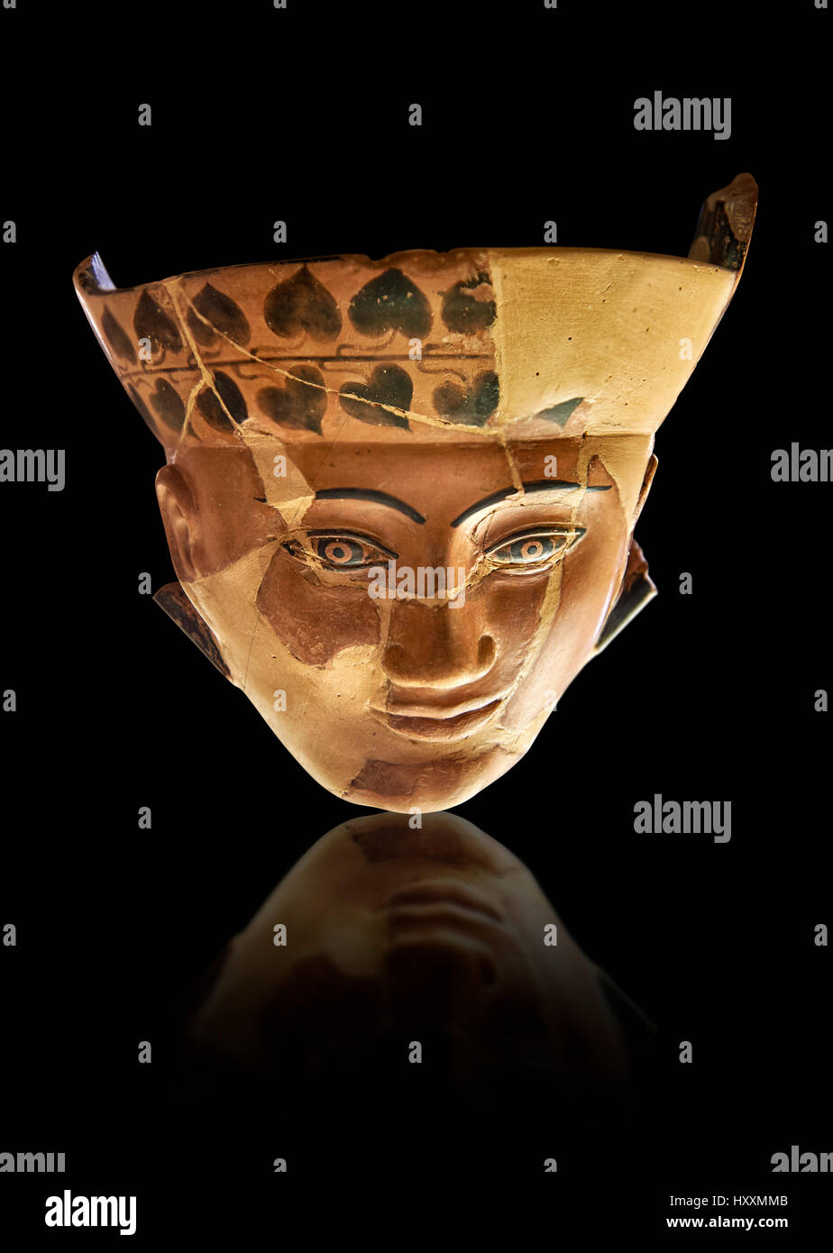 An Etruscan Dinos ( style of vase) with a face, from the Group of Dinoi Campana Ribbon Painter,  540-520 B.C. inv 3784, National Archaeological Museum Stock Photo