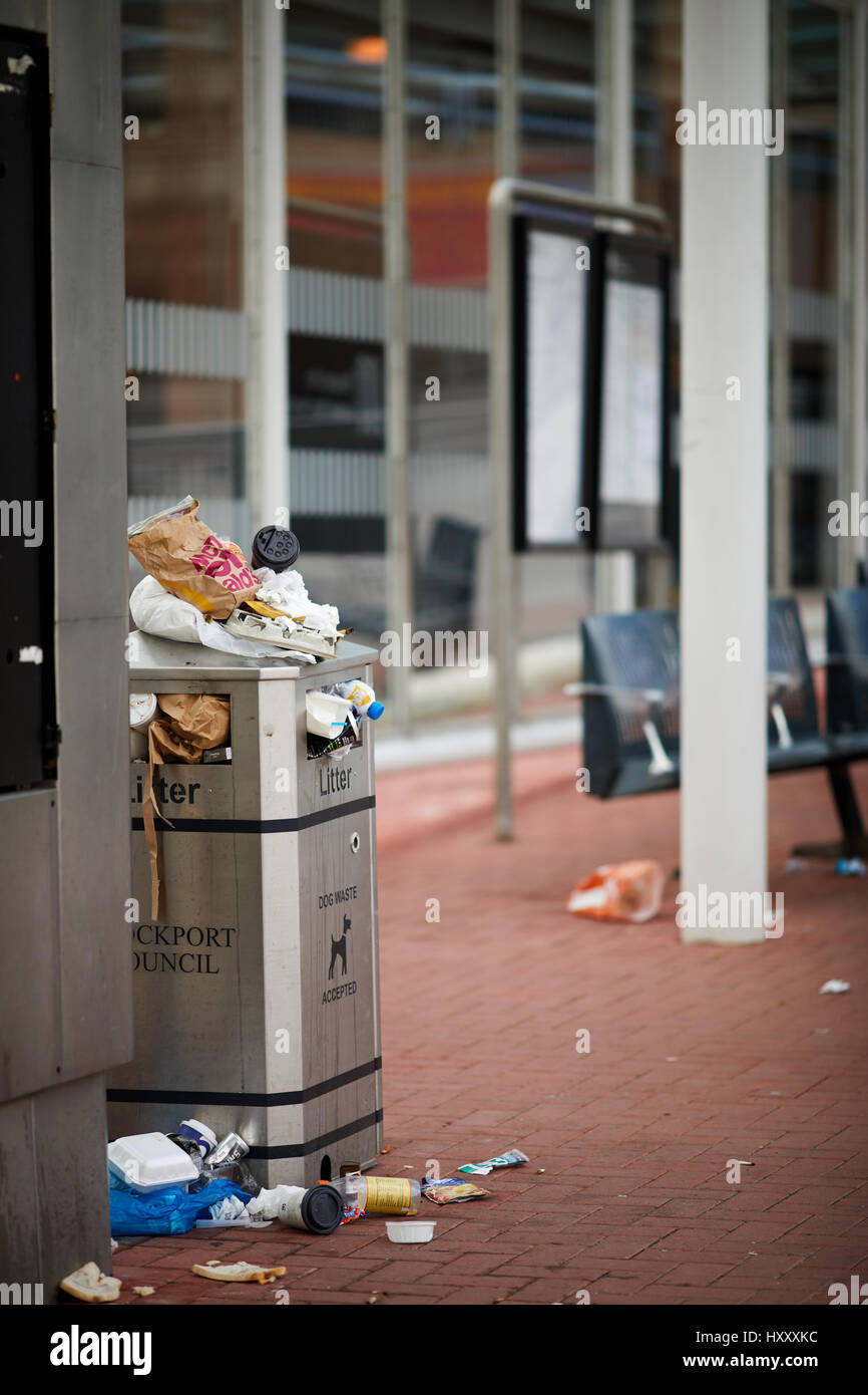 Pavement messy hires stock photography and images Alamy