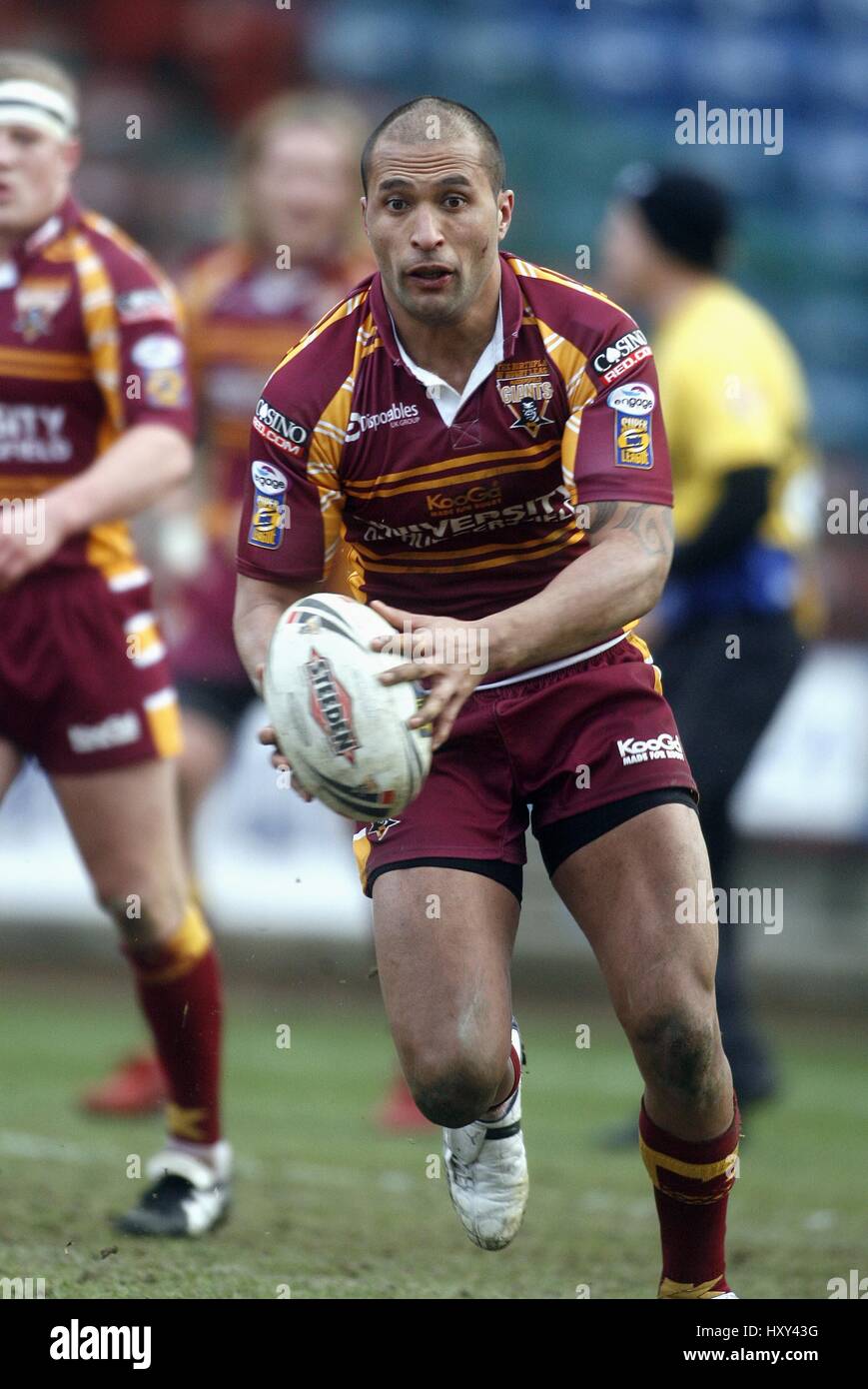 PAUL WHATUIRA HUDDERSFIELD GIANTS RLFC GALPHARM STADIUM HUDDERSFIELD