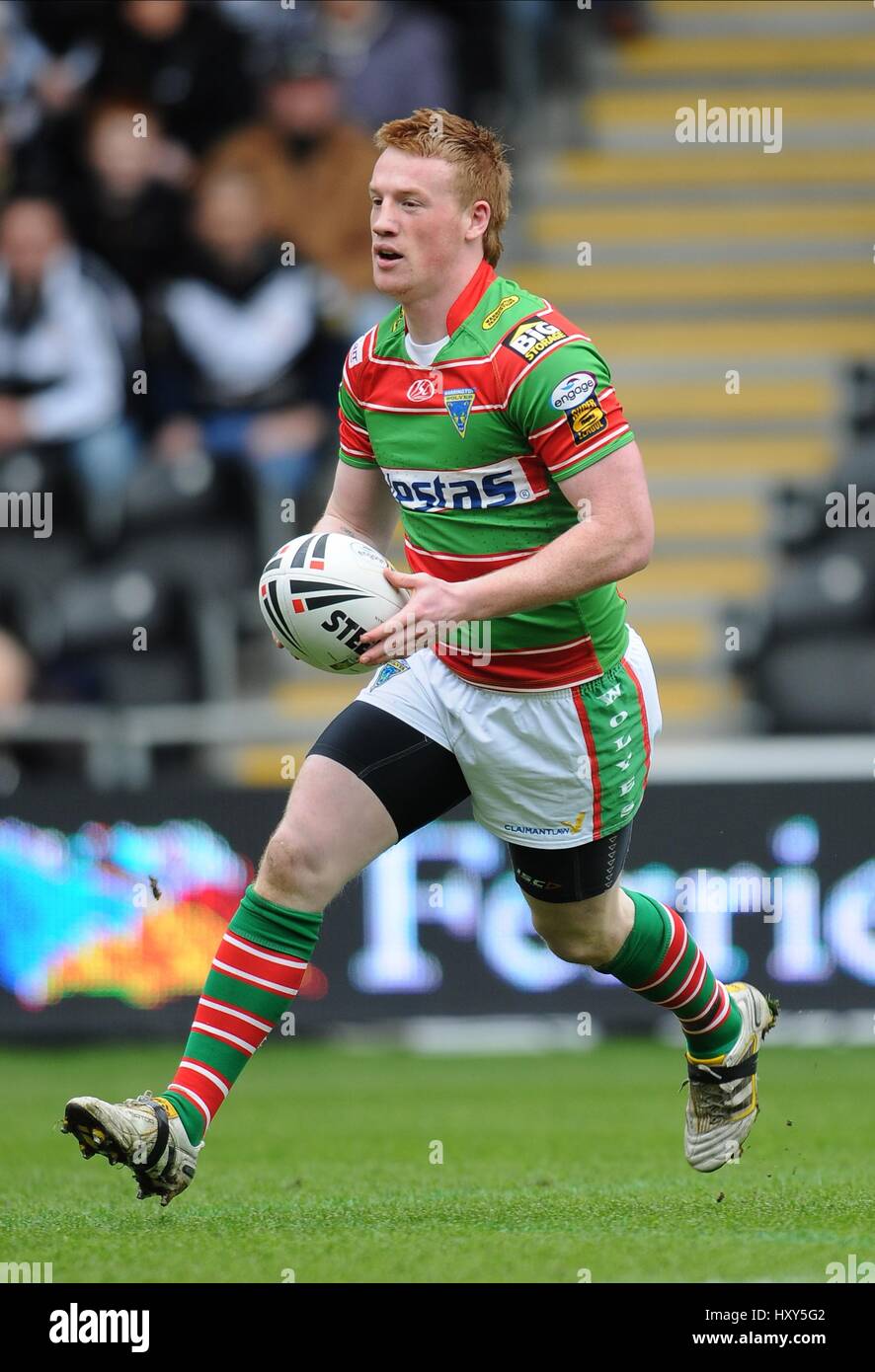 CHRIS RILEY WARRINGTON WOLVES RLFC KC STADIUM HULL ENGLAND 05 April ...