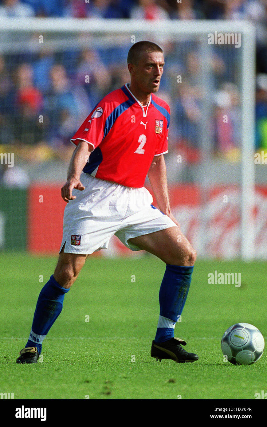 TOMAS REPKA CZECH REPUBLIC & FIORENTINA 16 June 2000 Stock Photo - Alamy