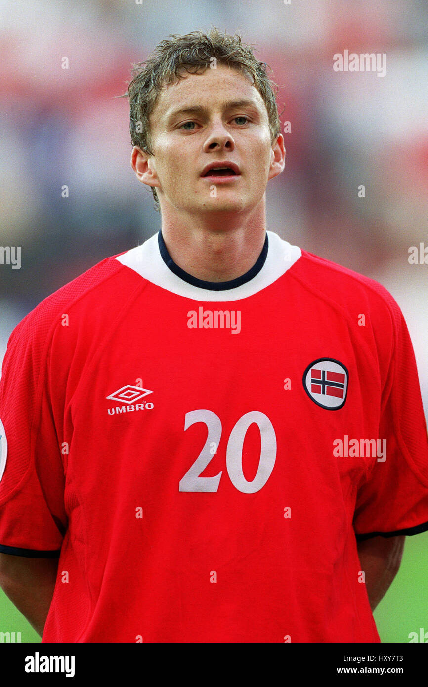 Solskjaer 2000 hi-res stock photography and images - Alamy