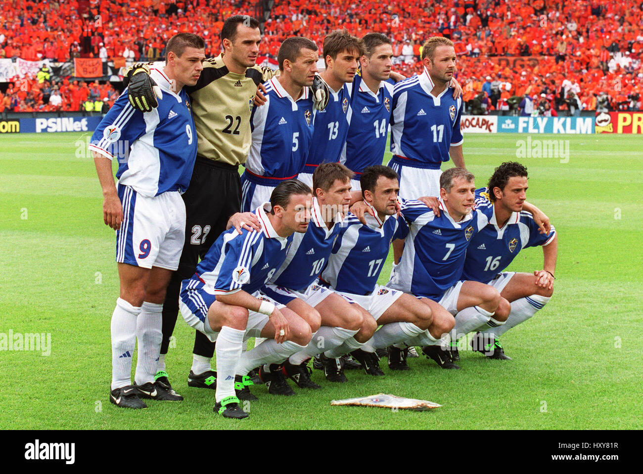 YUGOSLAVIA TEAM GROUP 25 June 2000 Stock Photo Alamy