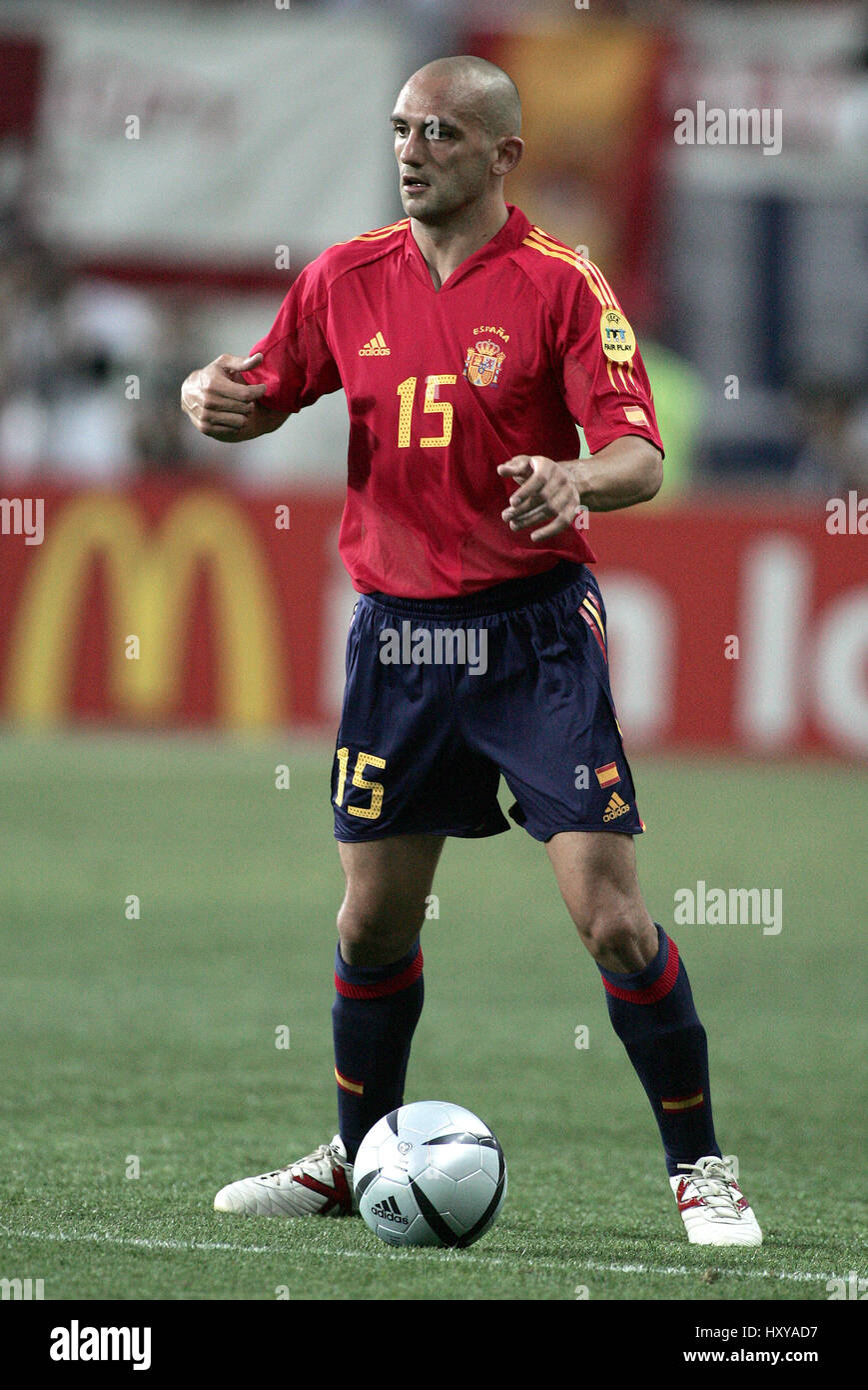 RAUL BRAVO SPAIN & REAL MADRID CF FARO-LOULE ALGARVE PORTUGAL 12 June 2004  Stock Photo - Alamy