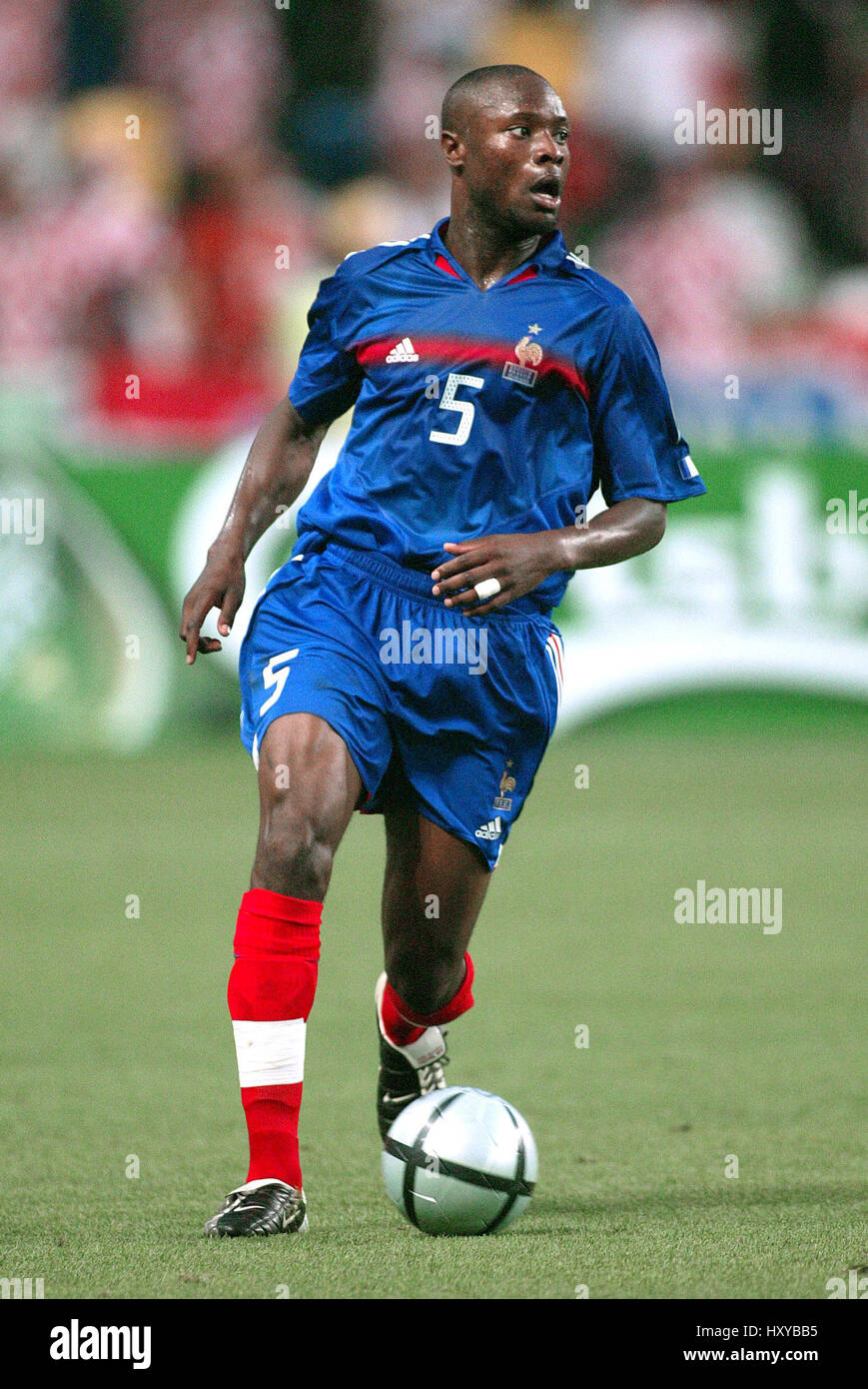 William gallas france hi-res stock photography and images - Alamy