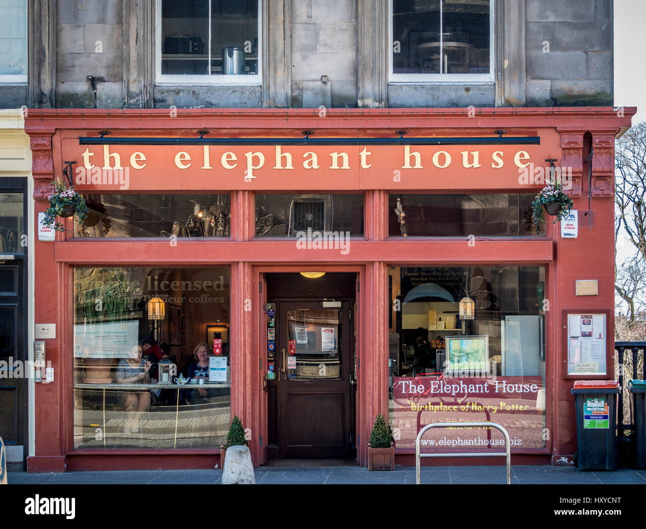 The Elephant House cafe Edinburgh. Made famous as the place of inspiration to writers such as J.K. Rowling, who wrote the Harry Potter books here. Stock Photo