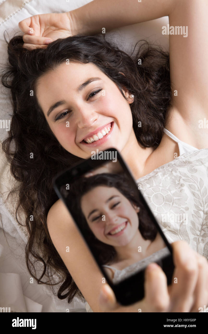 Teen girl selfie bedroom hires stock photography and images Alamy