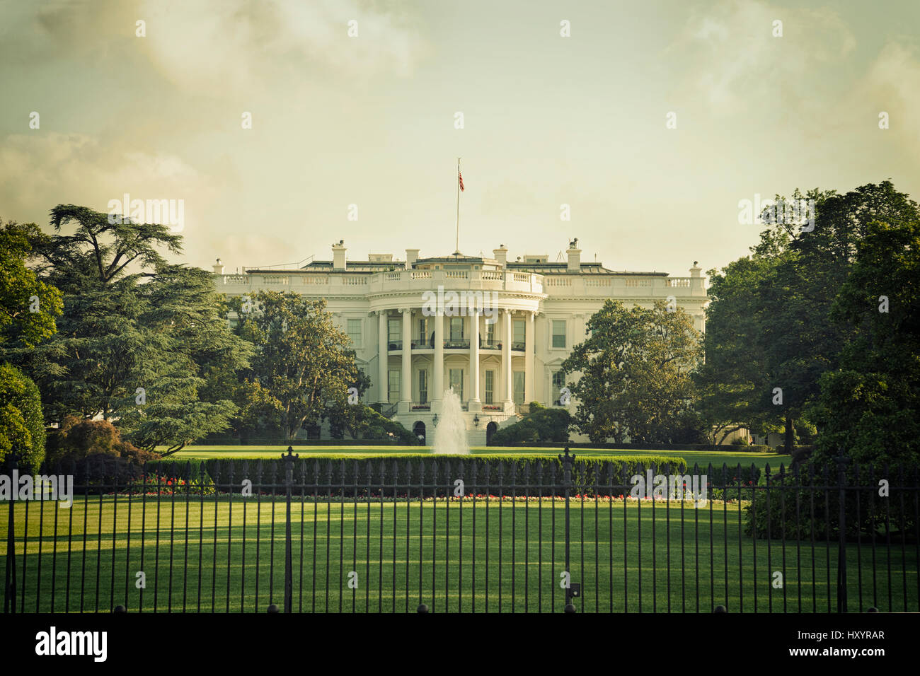 White house dc vintage color hi-res stock photography and images - Alamy