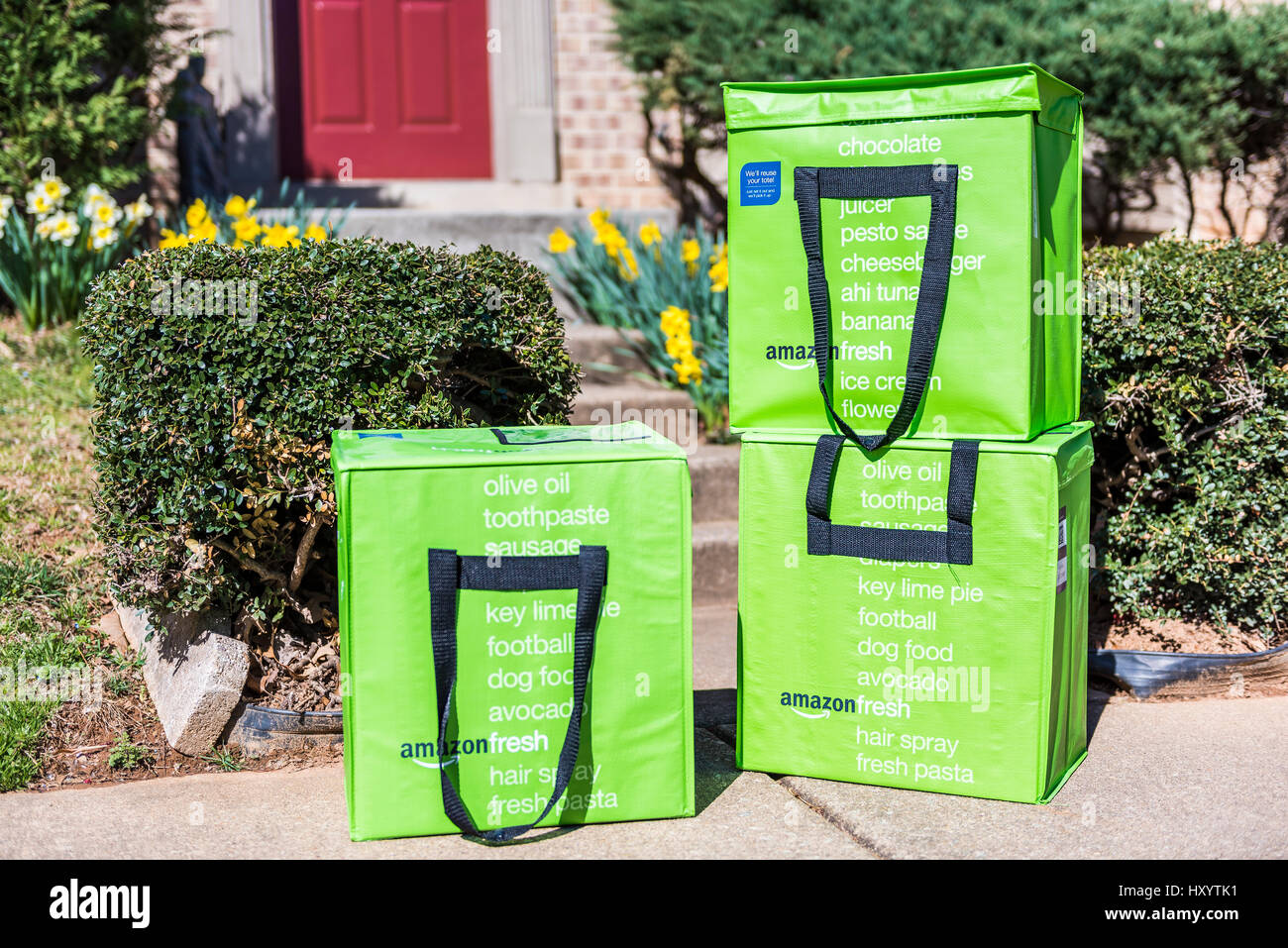 Amazon delivery hires stock photography and images Alamy