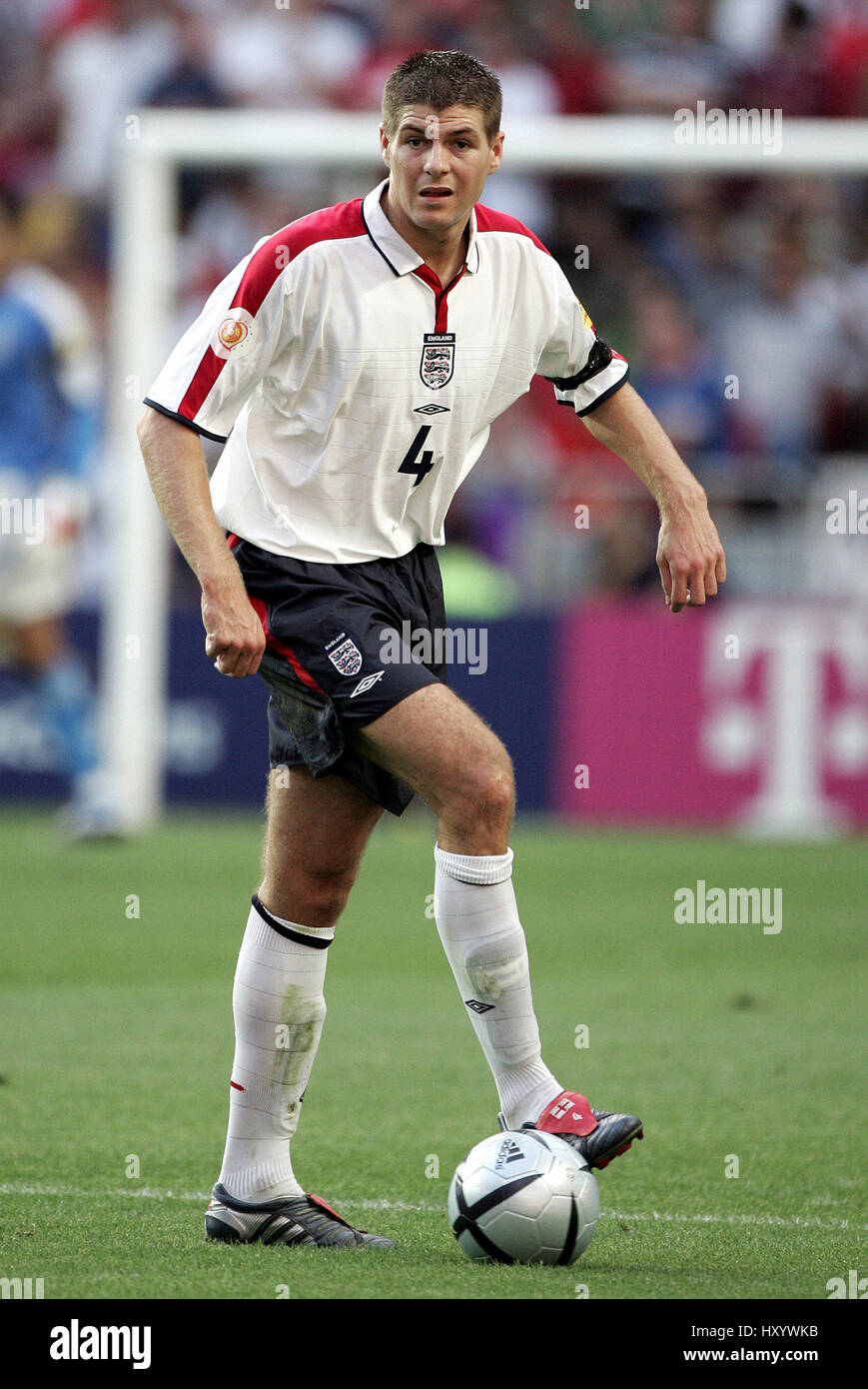STEVEN GERRARD, ENGLAND and LIVERPOOL FC, PORTUGAL V ENGLAND EURO 2004,  2004 Stock Photo - Alamy