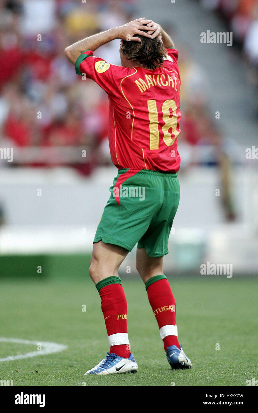 MANICHE PORTUGAL & FC PORTO STADIUM OF LIGHT LISBON PORTUGAL 04 July 2004 Stock Photo