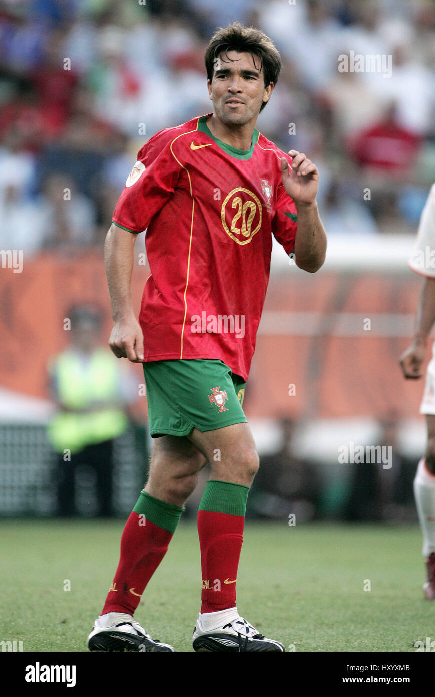 DECO PORTUGAL & FC BARCELONA JOSE AVALADE STAIUM LISBON PORTUGAL