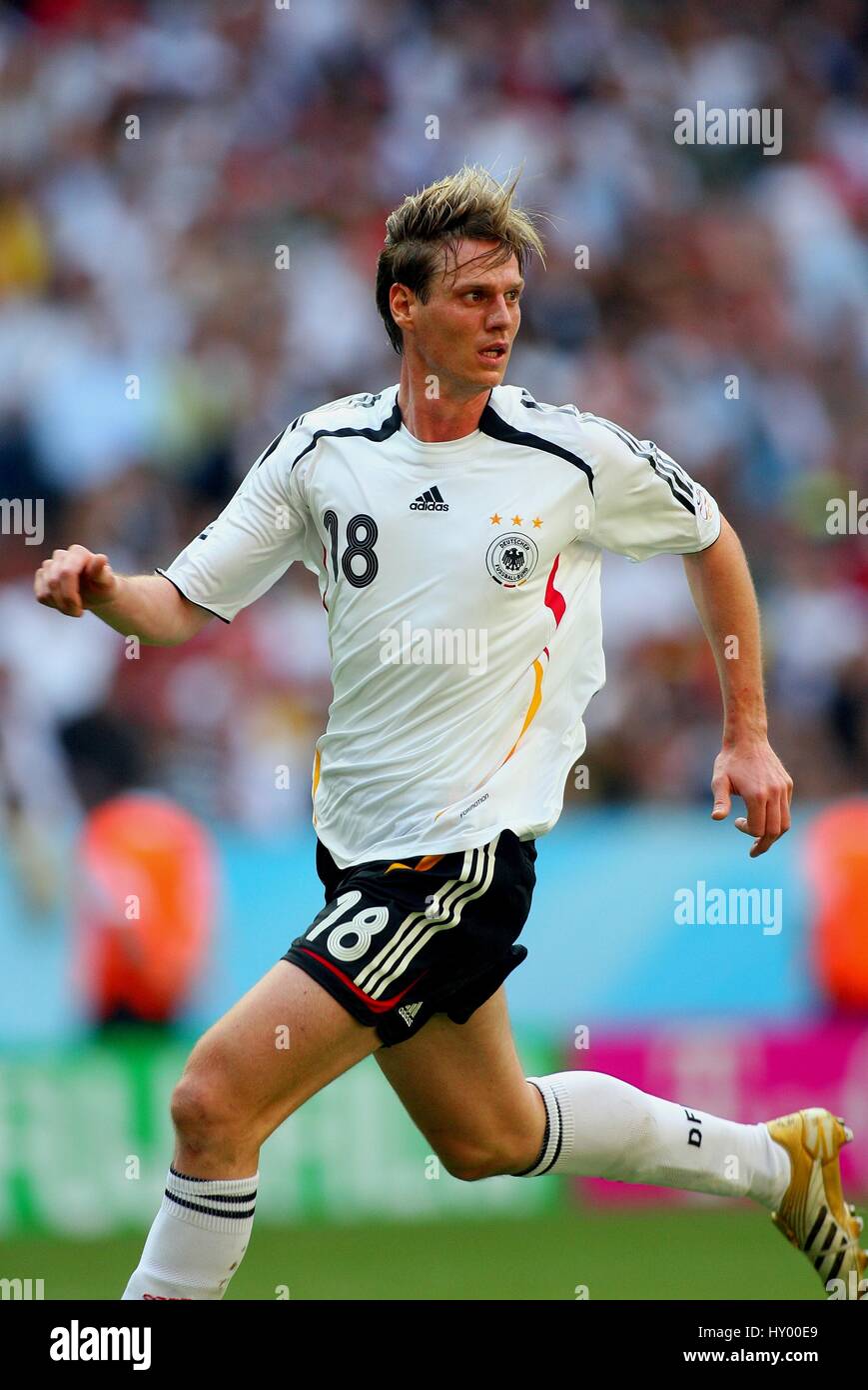 TIM BOROWSKI GERMANY & WERDER BREMEN WORLD CUP MUNICH GERMANY 09 June 2006 Stock Photo