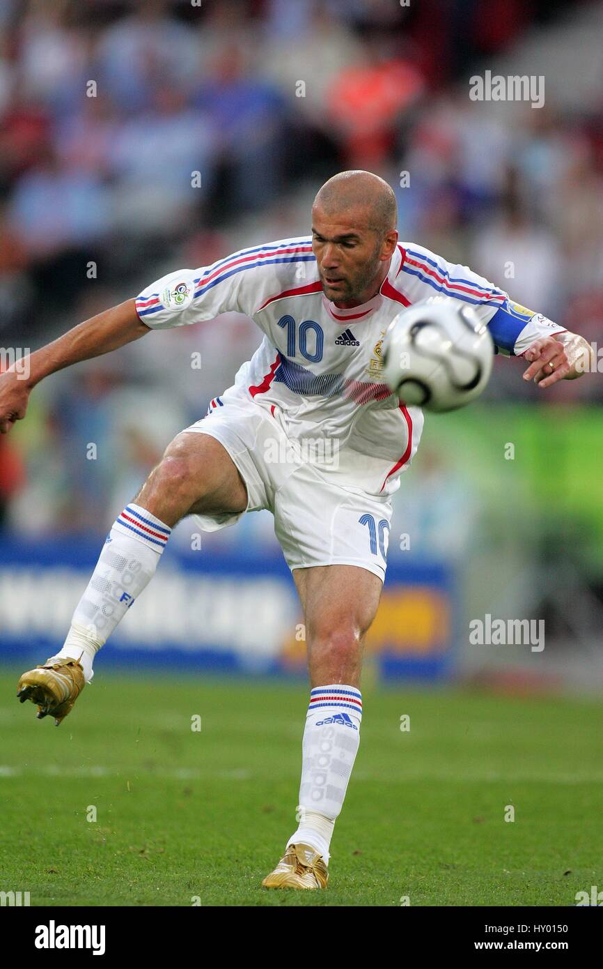 zinedine-zidane-france-real-madrid-hannover-germany-27-june-2006