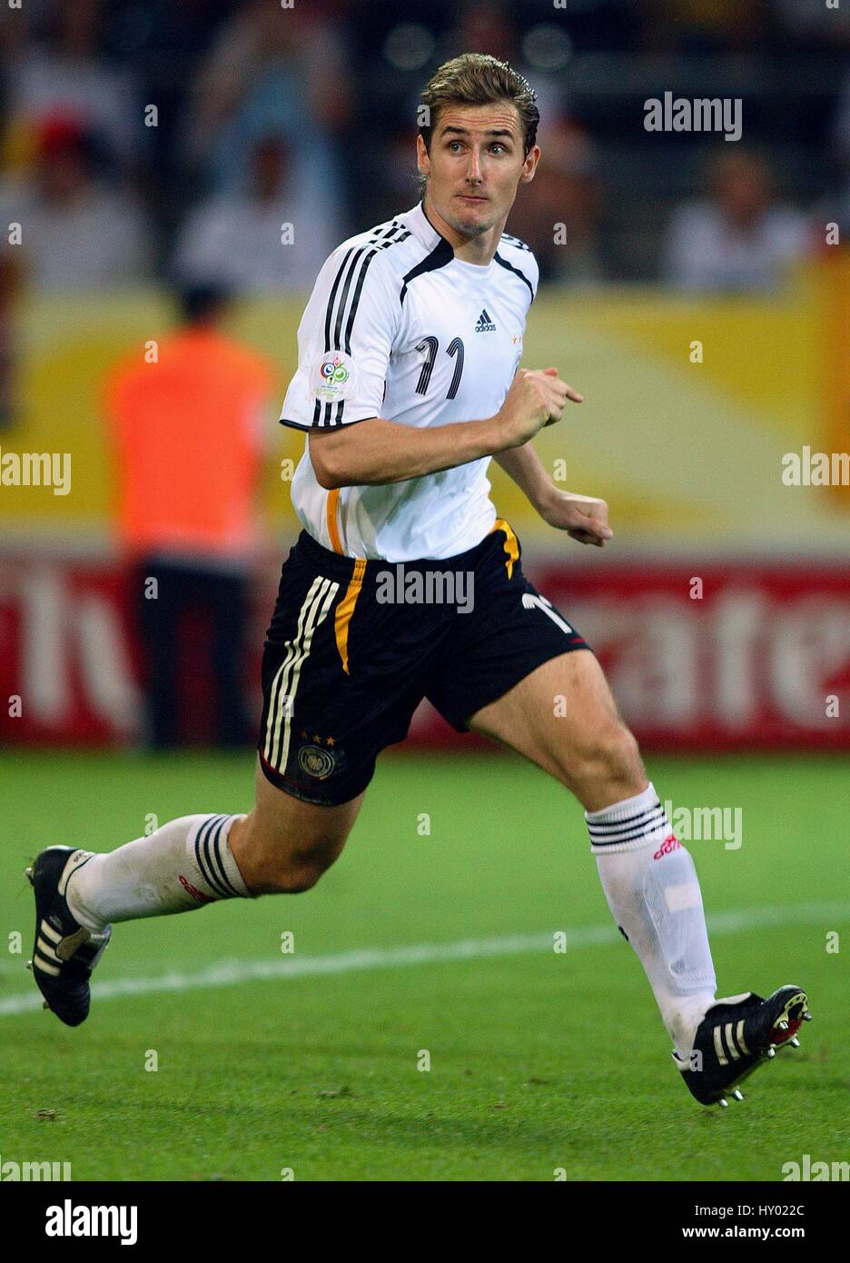 Stien Bonde kontrollere MIROSLAV KLOSE GERMANY & WERDER BREMEN WORLD CUP DORTMUND GERMANY 04 July  2006 Stock Photo - Alamy