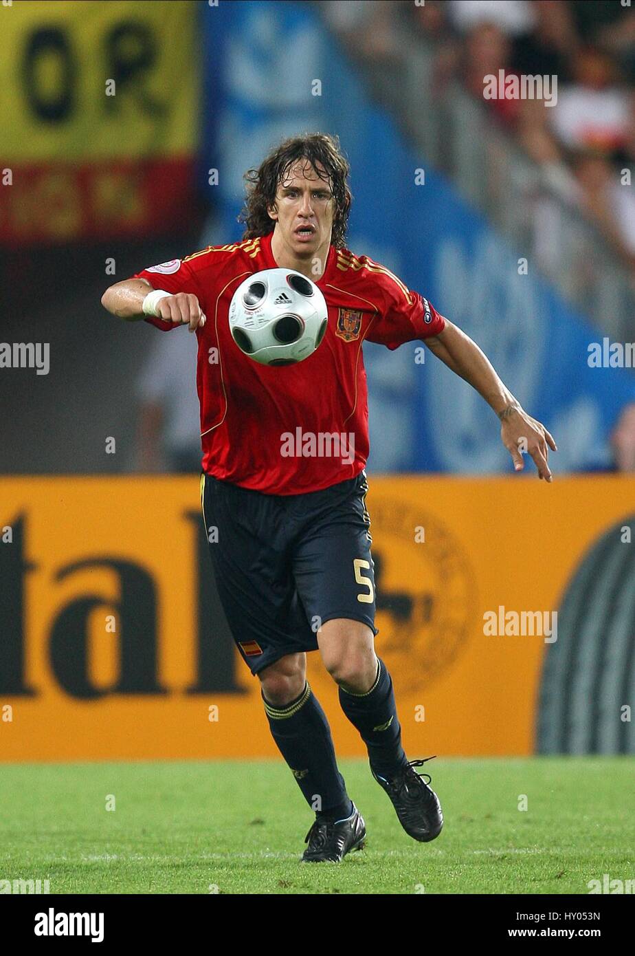 CARLES PUYOL SPAIN & FC BARCELONA ERNST-HAPPEL STADIUM VIENNA AUSTRIA 22 June 2008 Stock Photo