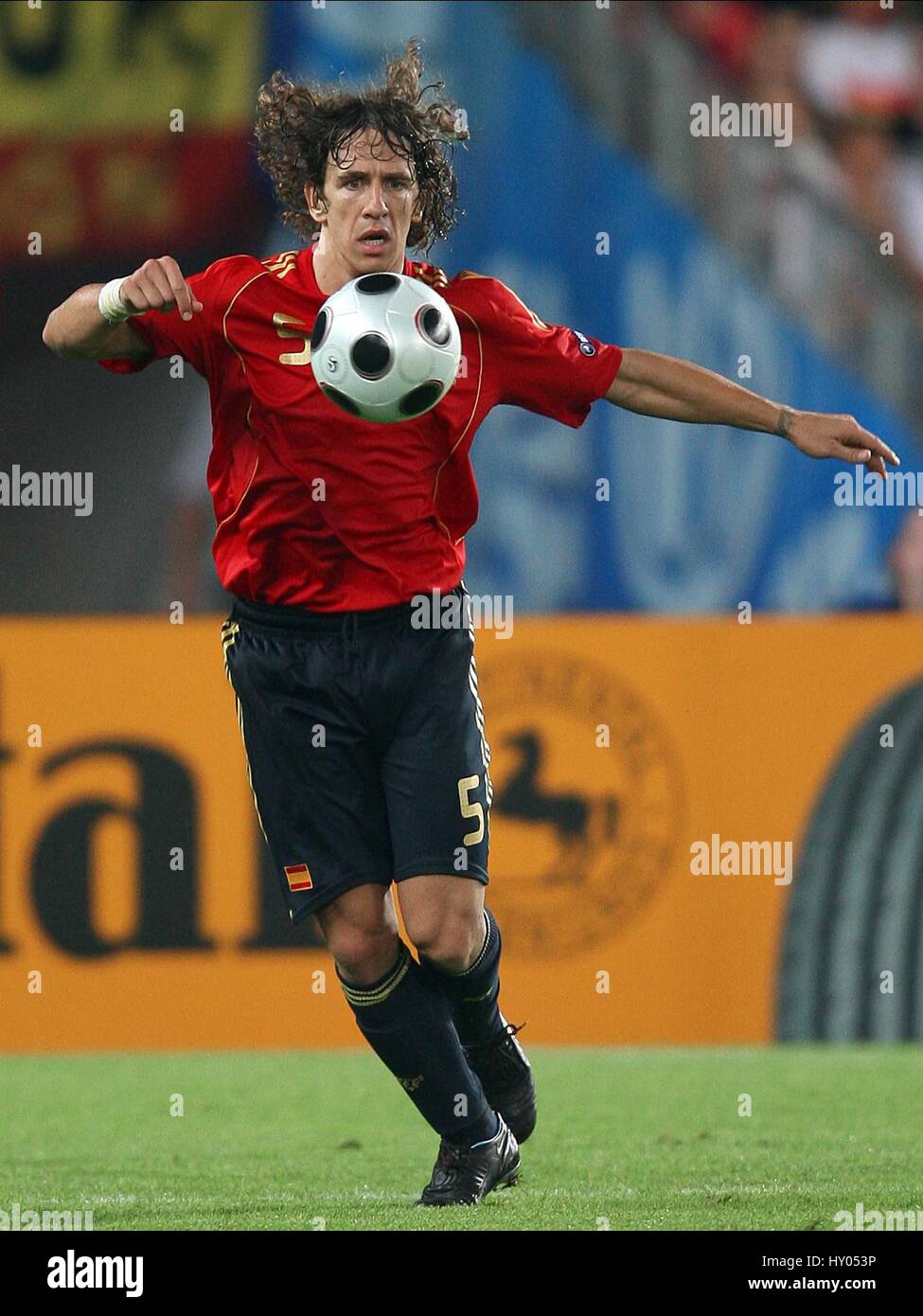 CARLES PUYOL SPAIN & FC BARCELONA ERNST-HAPPEL STADIUM VIENNA AUSTRIA 22 June 2008 Stock Photo