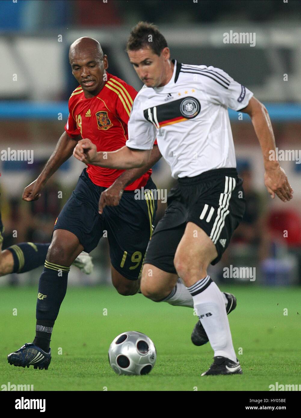 MARCOS SENNA & MIROSLAV KLOSE GERMANY V SPAIN ERNST-HAPPEL-STADION VIENNA AUSTRIA 29 June 2008 Stock Photo