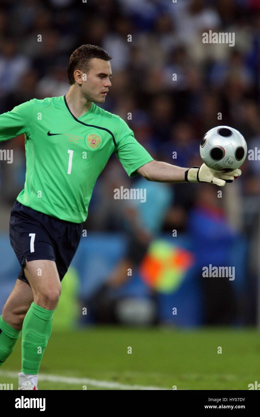 Igor akinfeev russia cska moscow hi-res stock photography and images ...