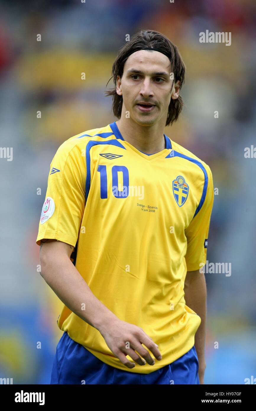 ZLATAN IBRAHIMOVIC SWEDEN & INTER MILAN FC TIVOLI NUE INNSBRUCK AUSTRIA 14  June 2008 Stock Photo - Alamy