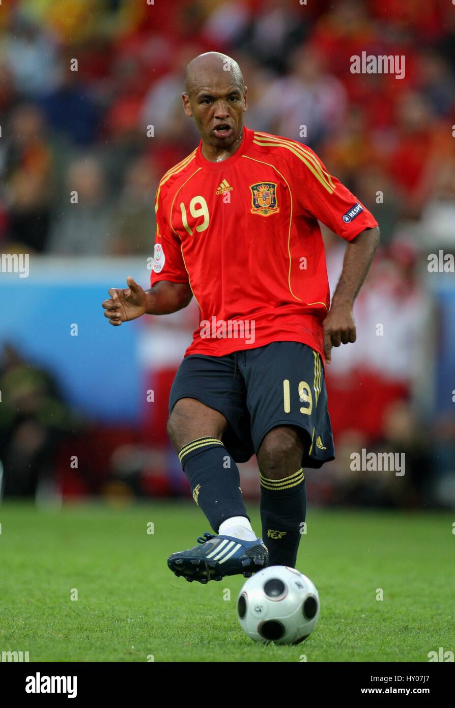 MARCOS SENNA SPAIN & VILLARREAL TIVOLI NUE INNSBRUCK AUSTRIA 14 June 2008 Stock Photo