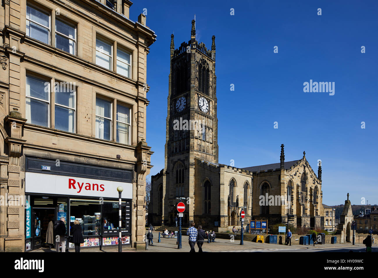 Huddersfield Parish Church, Huddersfield town centre a large market