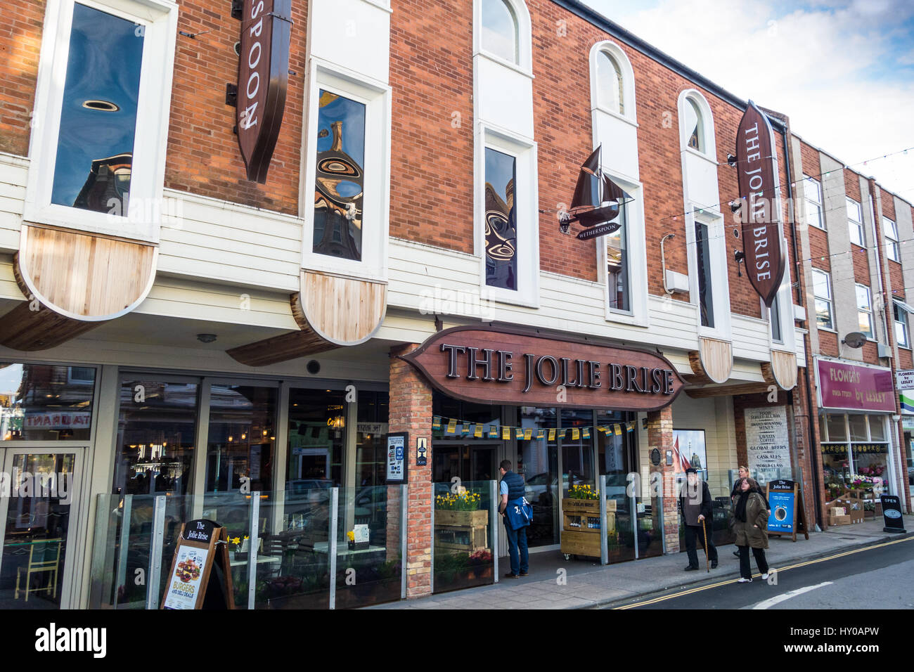 Teignmouth pub hires stock photography and images Alamy
