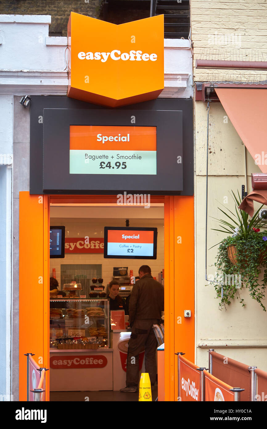 easyCoffee coffee shop in London Stock Photo