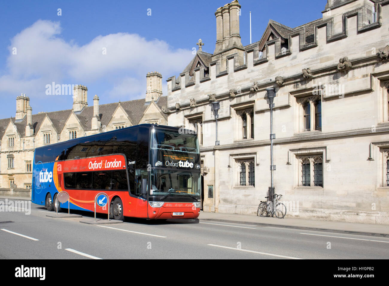 Oxford tube bus hires stock photography and images Alamy