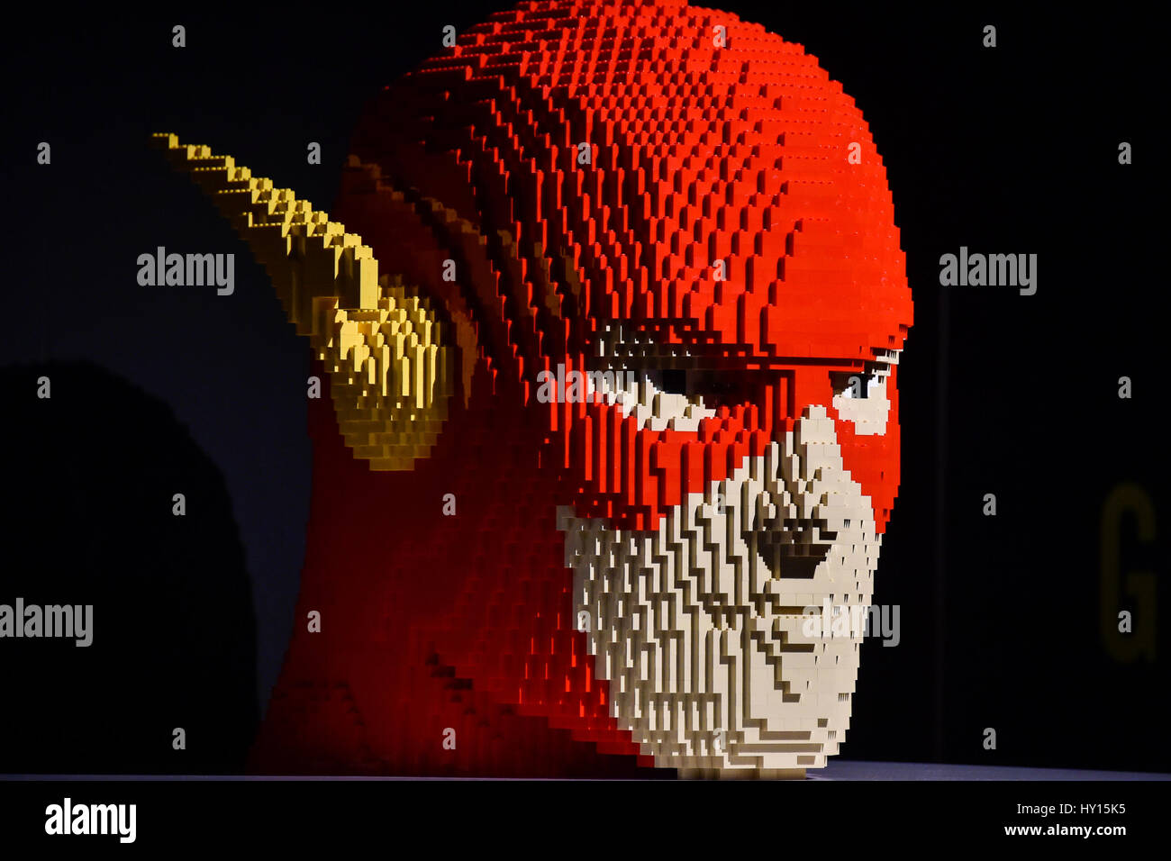 The Art Of The Brick DC Super Heroes arrives in the UK. Featuring The Flash Where London