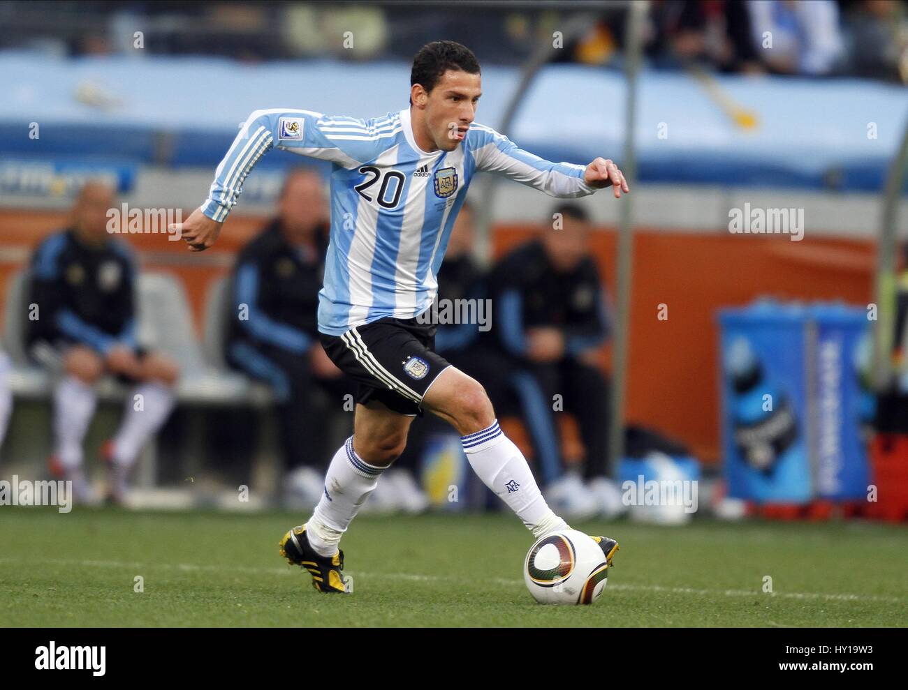 MAXI RODRIGUEZ ARGENTINA & LIVERPOOL FC ARGENTINA & LIVERPOOL FC GREEN POINT STADIUM CAPE TOWN SOUTH AFRICA 03 July 2010 Stock Photo