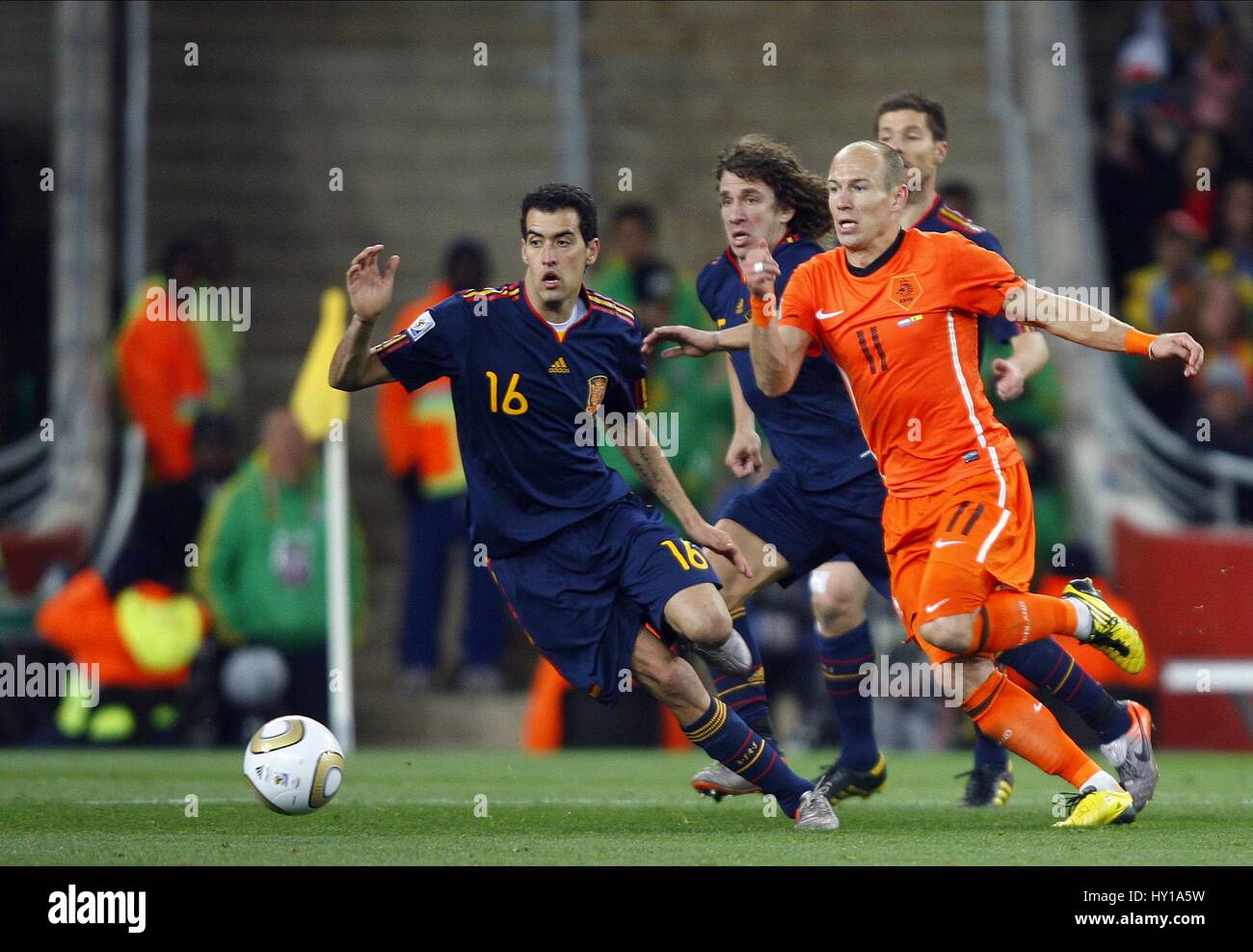 SERGIO BUSQUETS CARLES PUYOL NETHERLANDS V SPAIN SOCCER CITY JOHANNESBURG SOUTH AFRICA 11 July 2010 Stock Photo