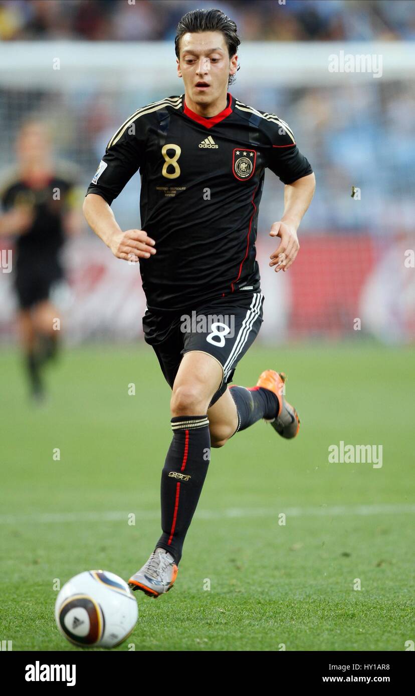 Mesut özil 2010 hi-res stock photography and images - Alamy