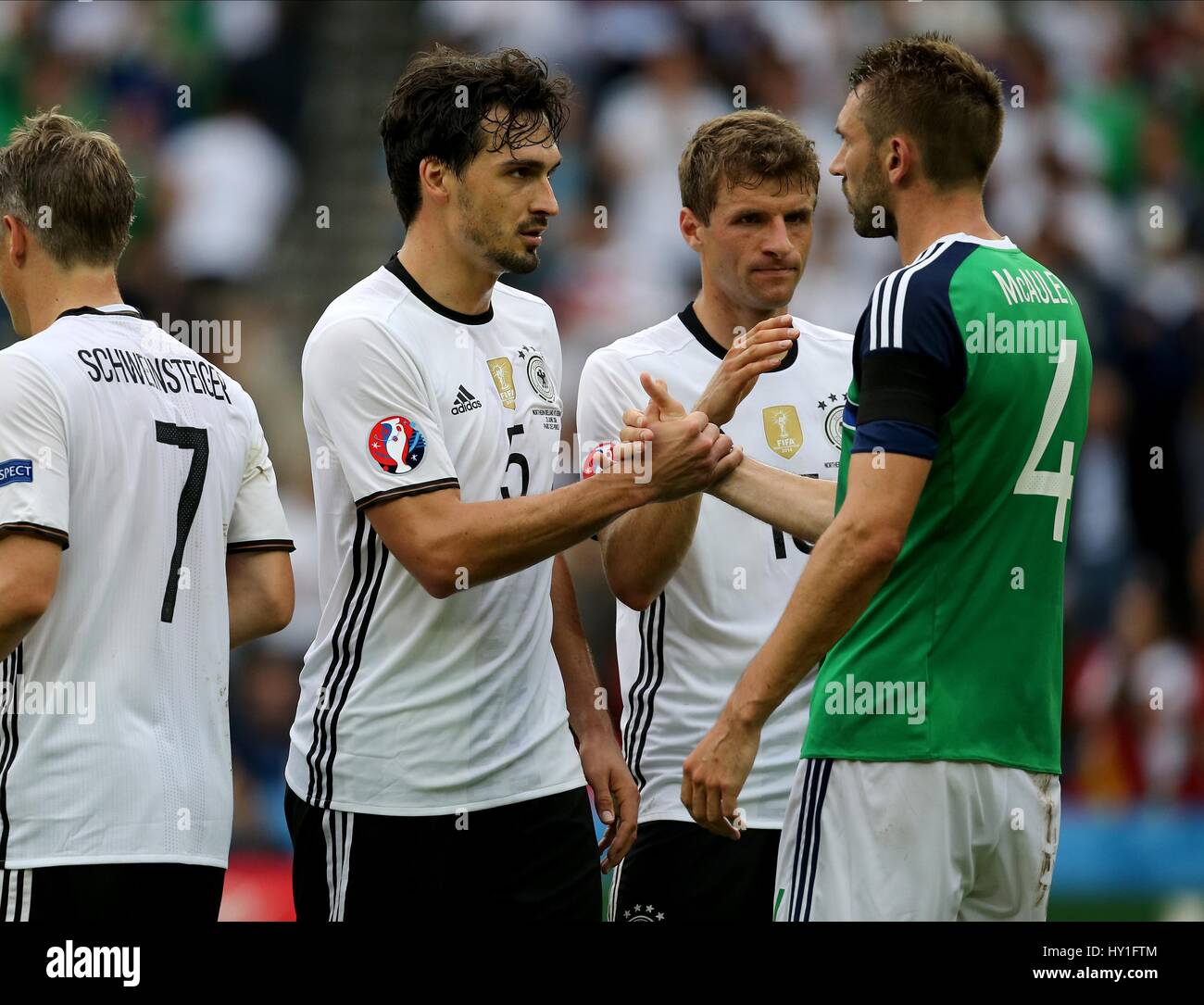MATS HUMMELS AND GARETH MCAULE NORTHERN IRELAND V GERMANY PARC DES PRINCES PARIS FRANCE 21 June