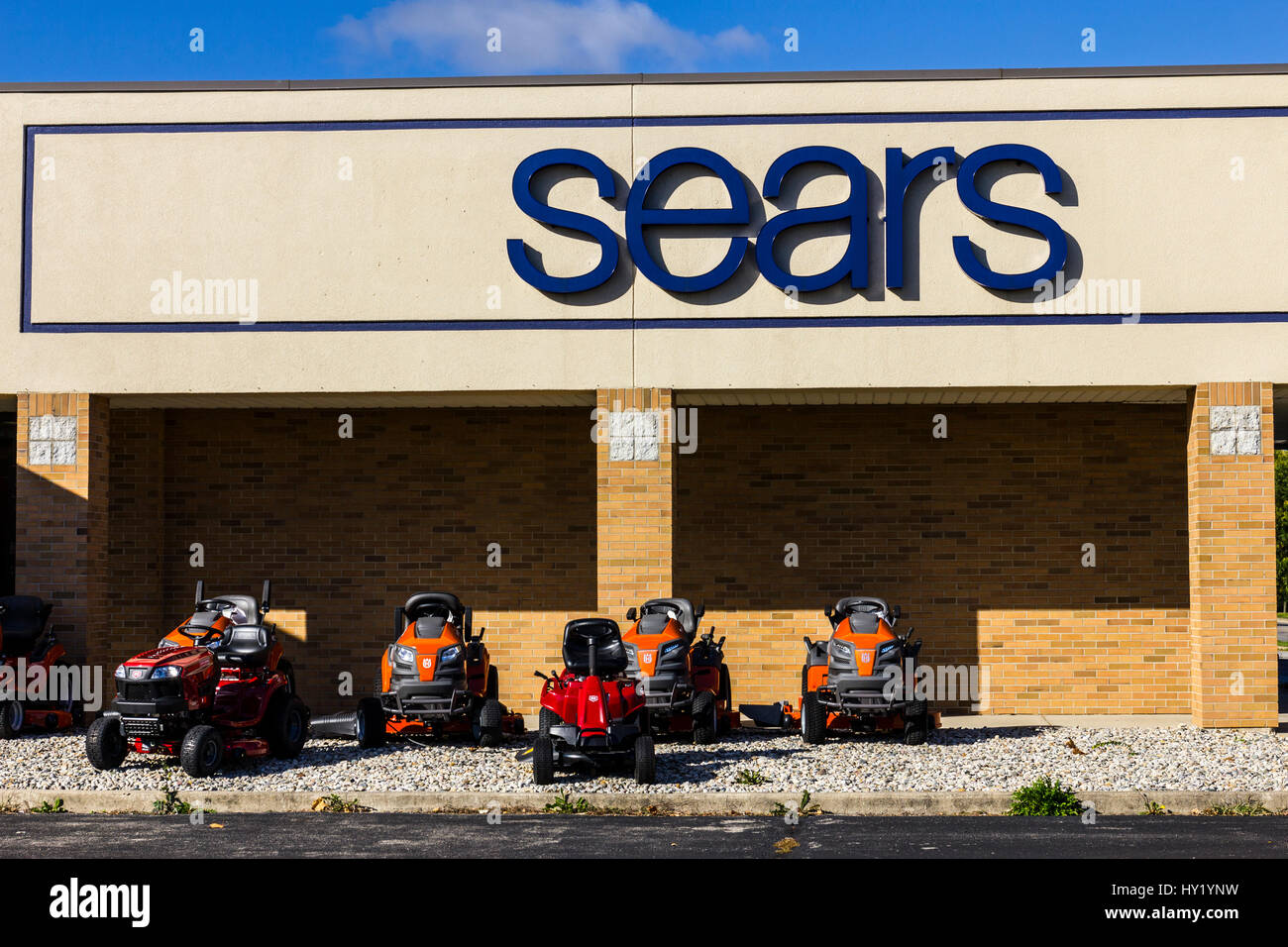 Anderson - Circa October 2016: Sears Retail Mall Location. Sears is a Subsidiary of Sears Holdings VII Stock Photo