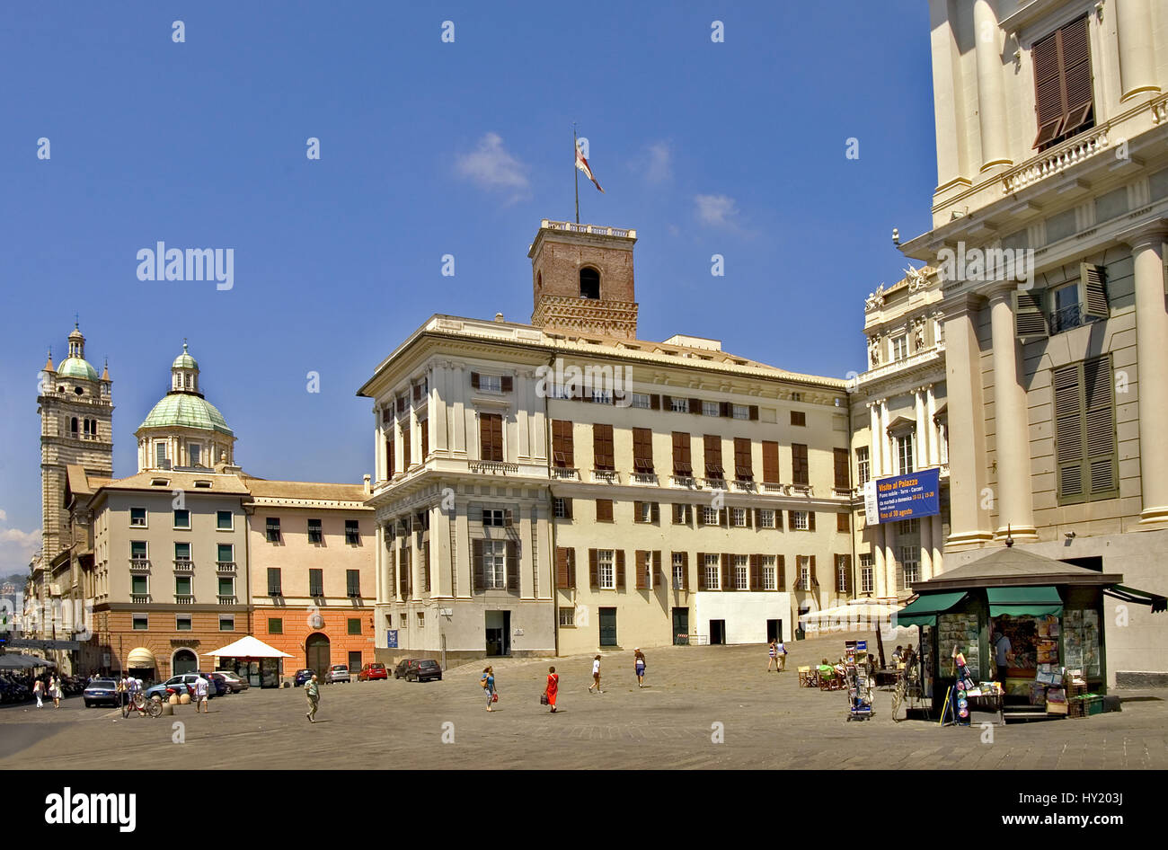Piazza matteotti in genova hi-res stock photography and images - Alamy