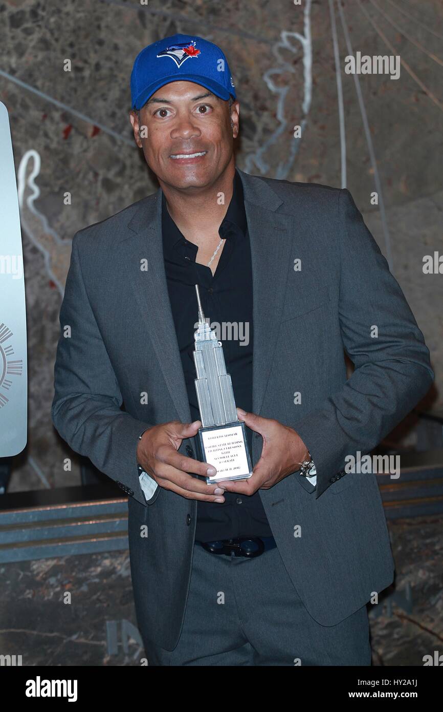 Roberto alomar hi-res stock photography and images - Alamy