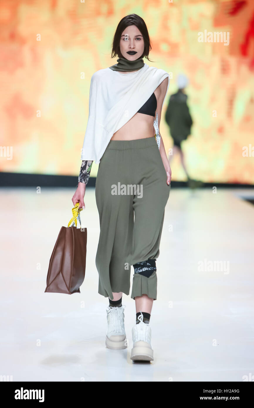 Olive Pants High Resolution Stock Photography And Images Alamy