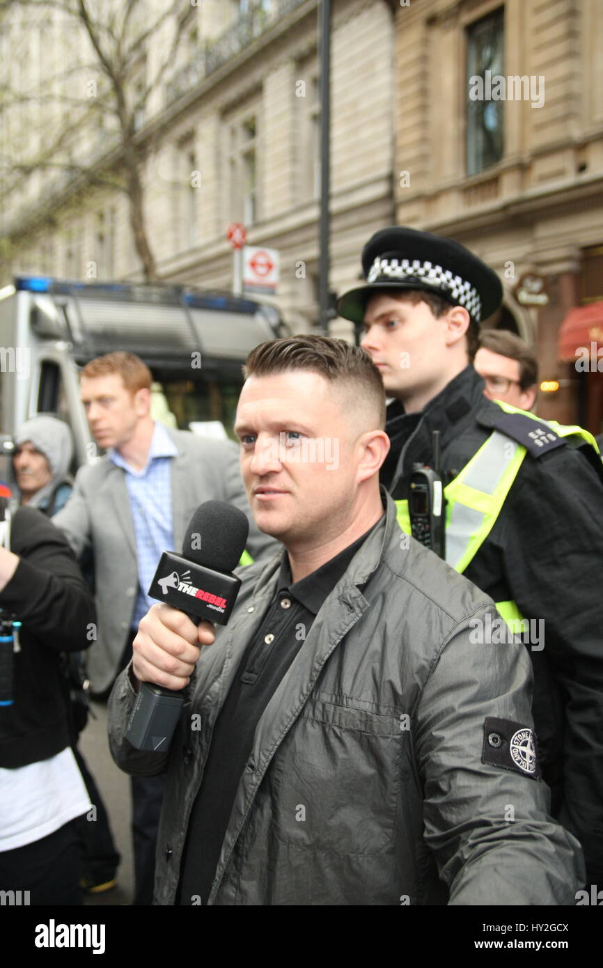 Tommy robinson hi-res stock photography and images - Alamy