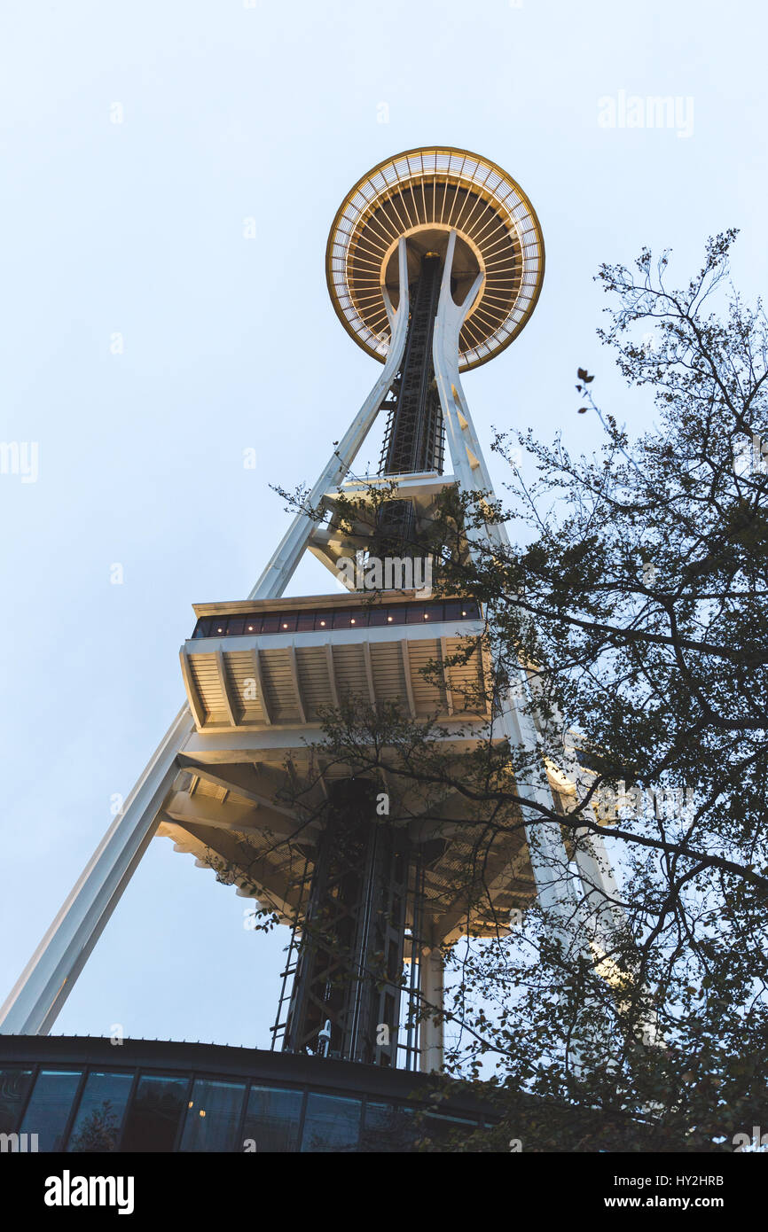 Seattle Space Needle in downtown Seattle, Washington, USA Stock Photo ...