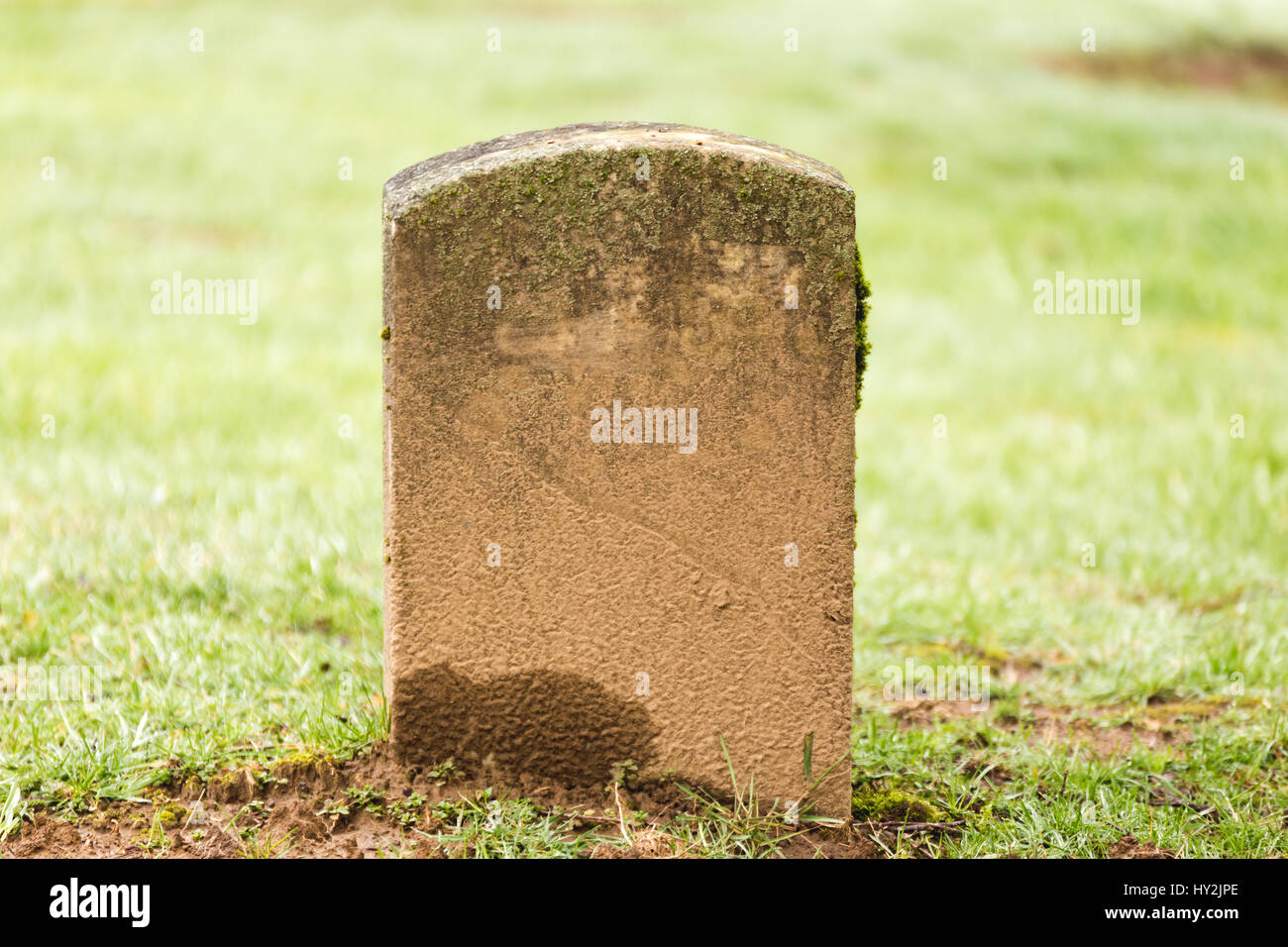 Blank old gravestone hi-res stock photography and images - Alamy