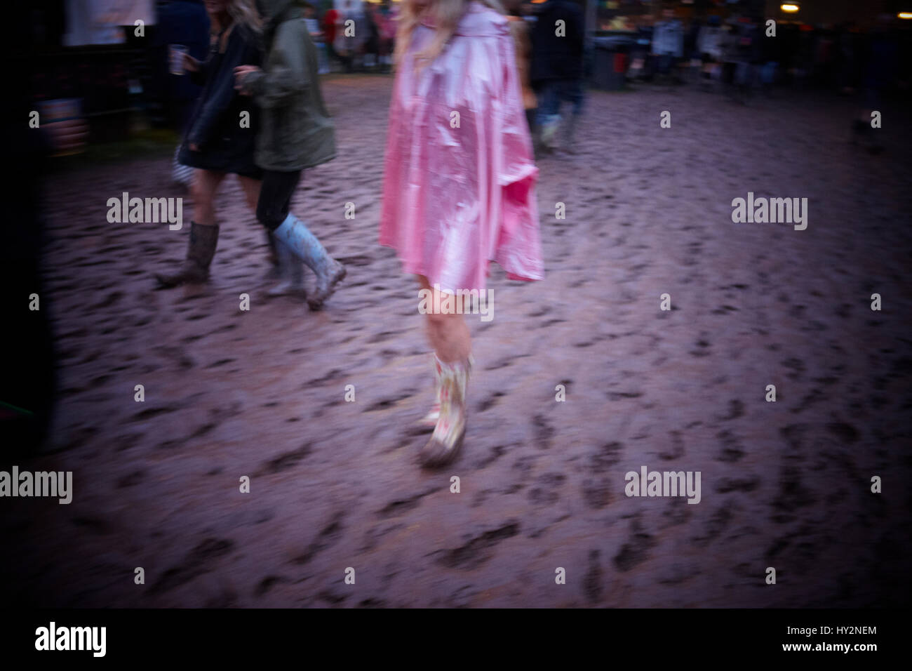 Mud festival woman hi-res stock photography and images - Alamy