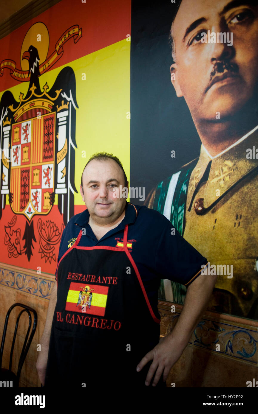 Aguila negra hi-res stock photography and images - Alamy