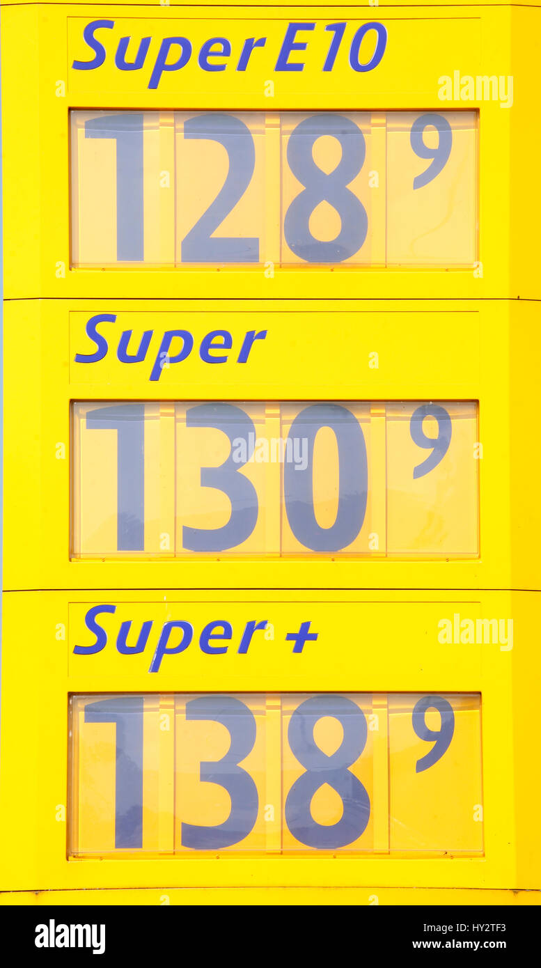 Electronic price display at a petrol station, Bremen, Germany, europe Stock Photo Alamy