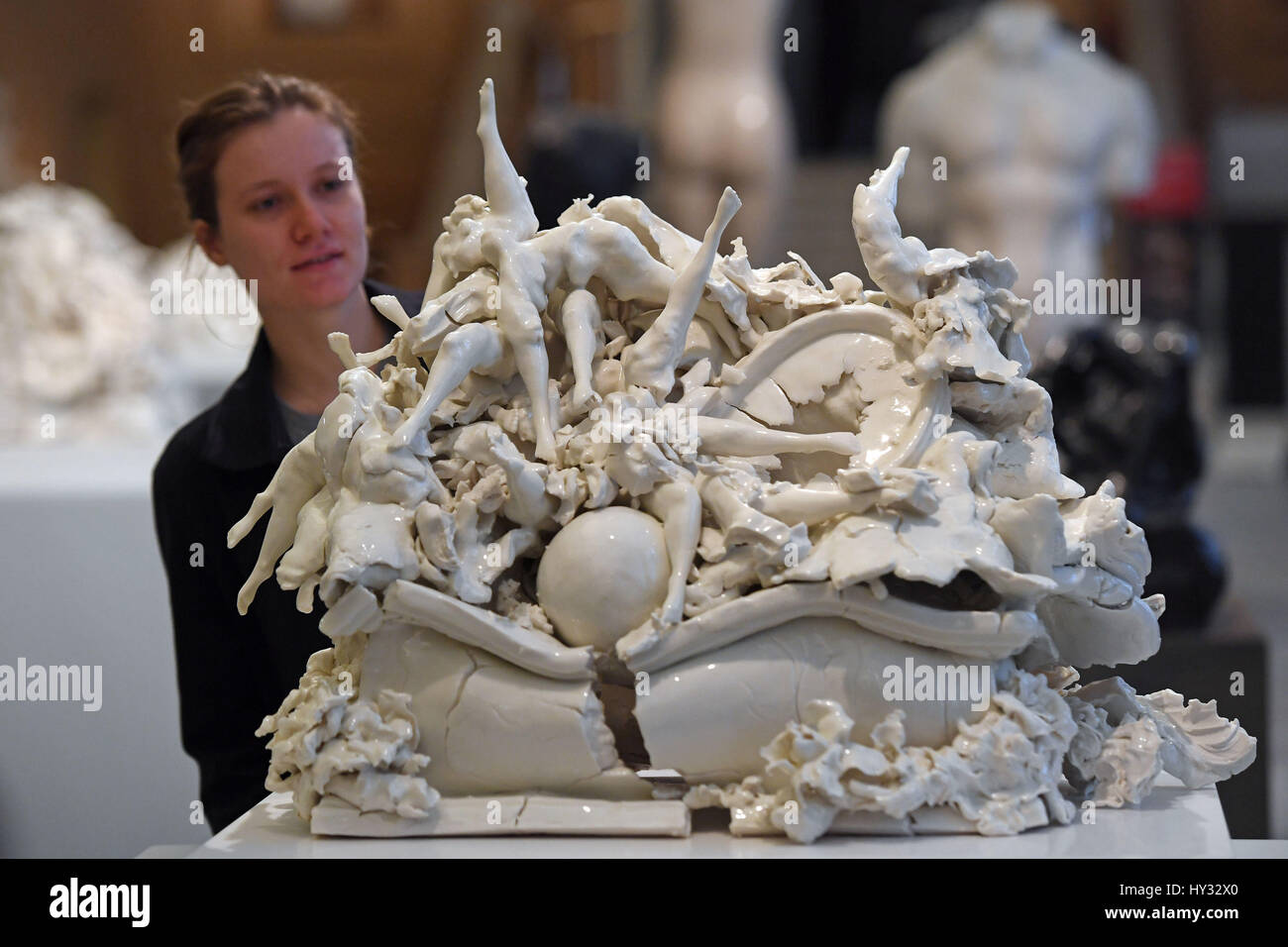 Porcelain sculpture hi-res stock photography and images - Alamy