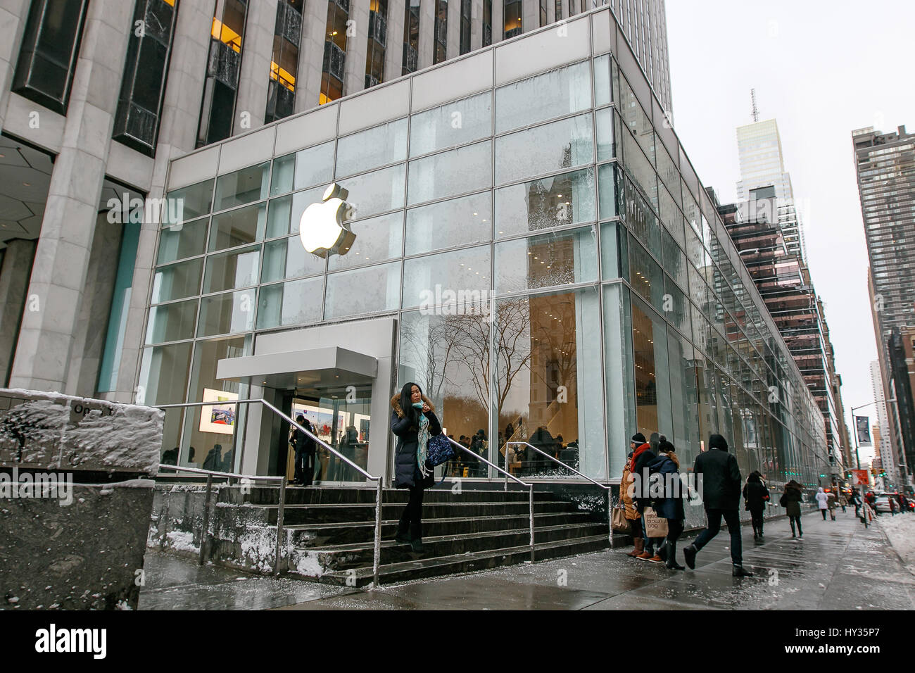 New York, Feburary 9, 2017: The front of the 5th Avenue Apple store's new location previously occupied by FAO Schwartz. Stock Photo